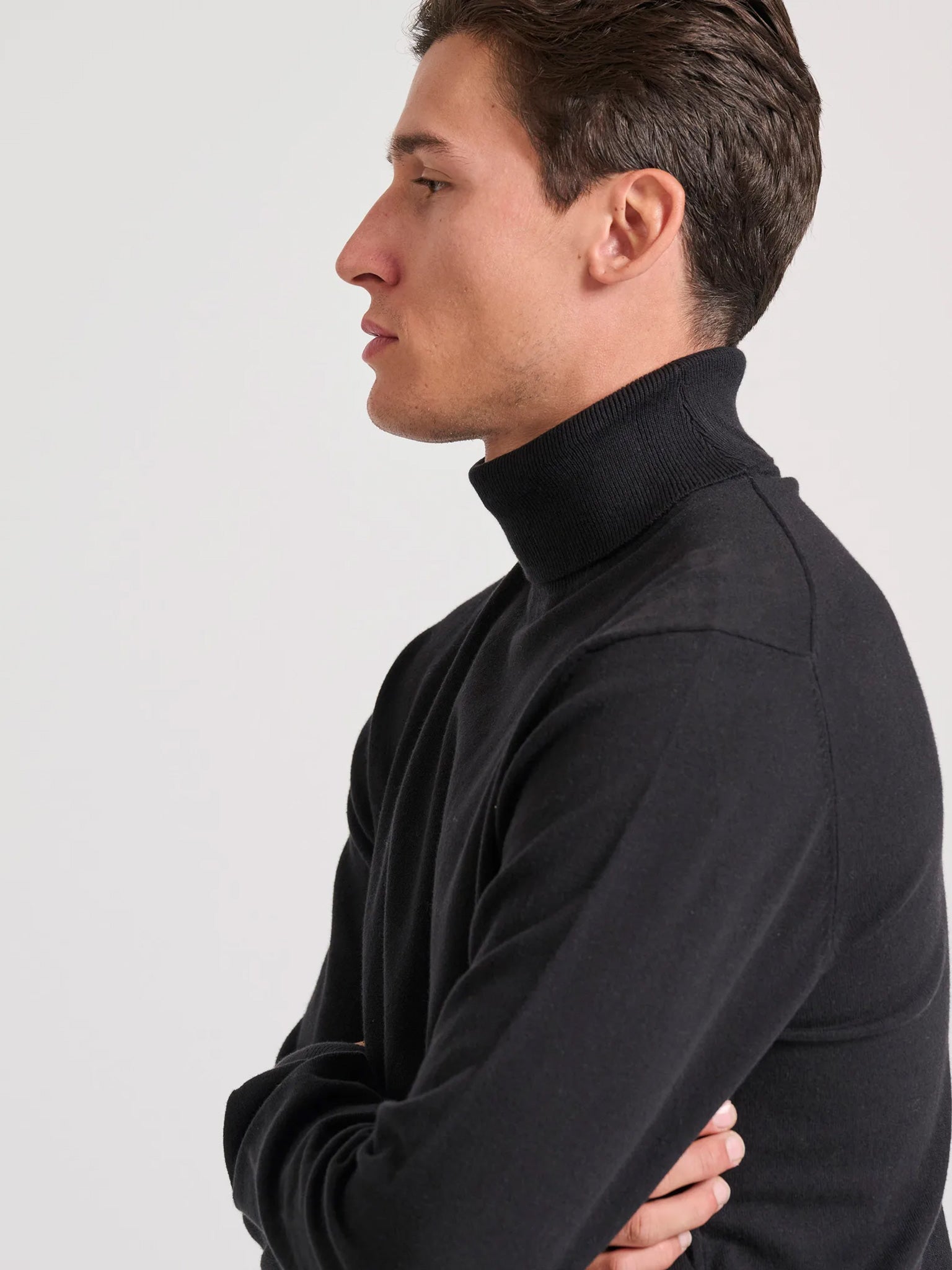 Ανδρική μπλούζα ψιλή πλέξη FBM010-005-09 BLACK | FBM010-005-09