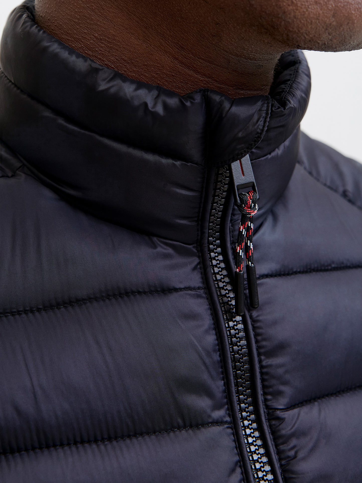 Ανδρικό γιλέκο puffer JJEBRADLEY LIGHT BODYWARMER COLLAR 12280973 | 12280973