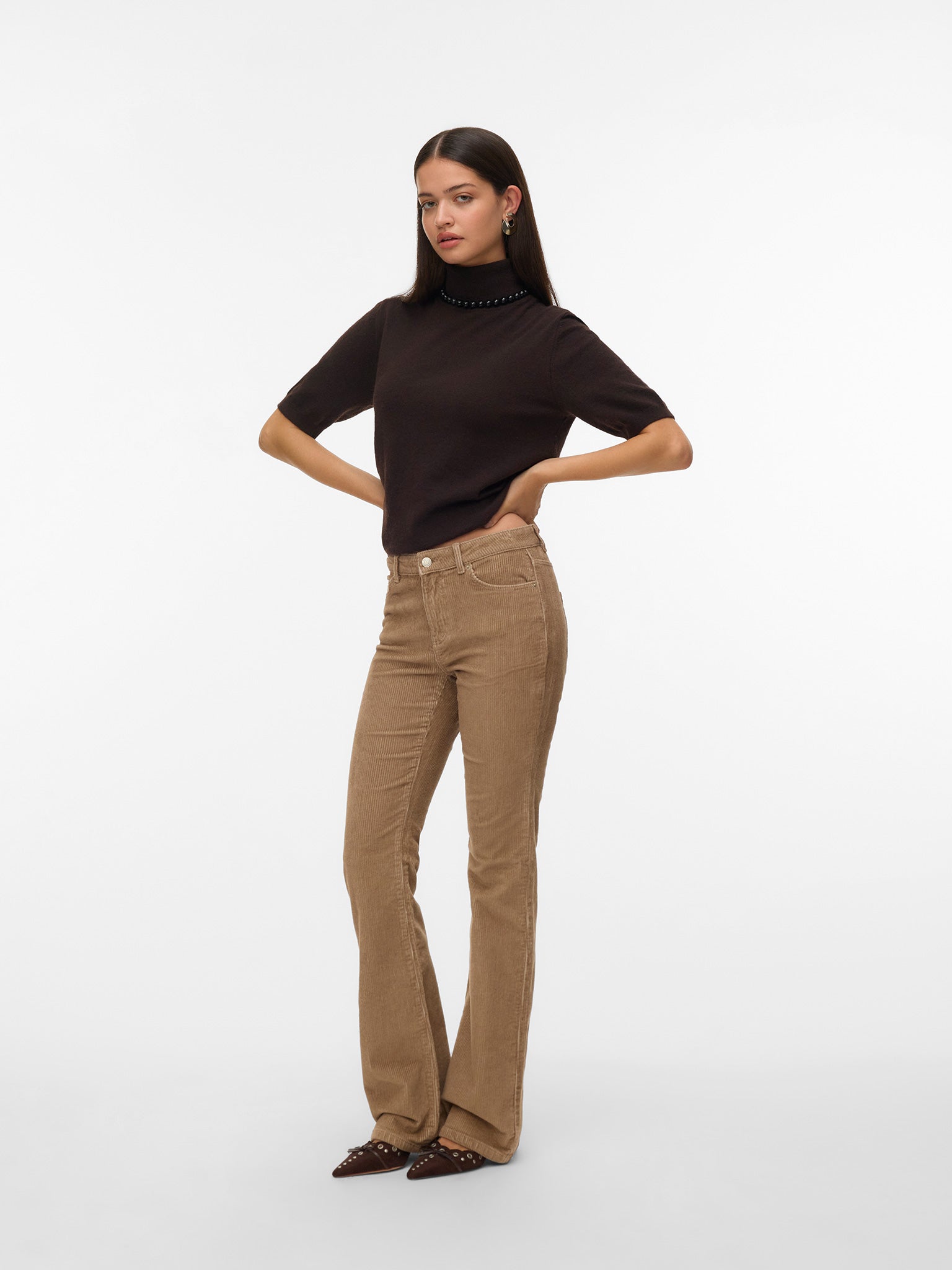 Γυναικείο παντελόνι κοτλέ VMFLASH MR FLARED CORDUROY PANTS 10315346 | 10315346