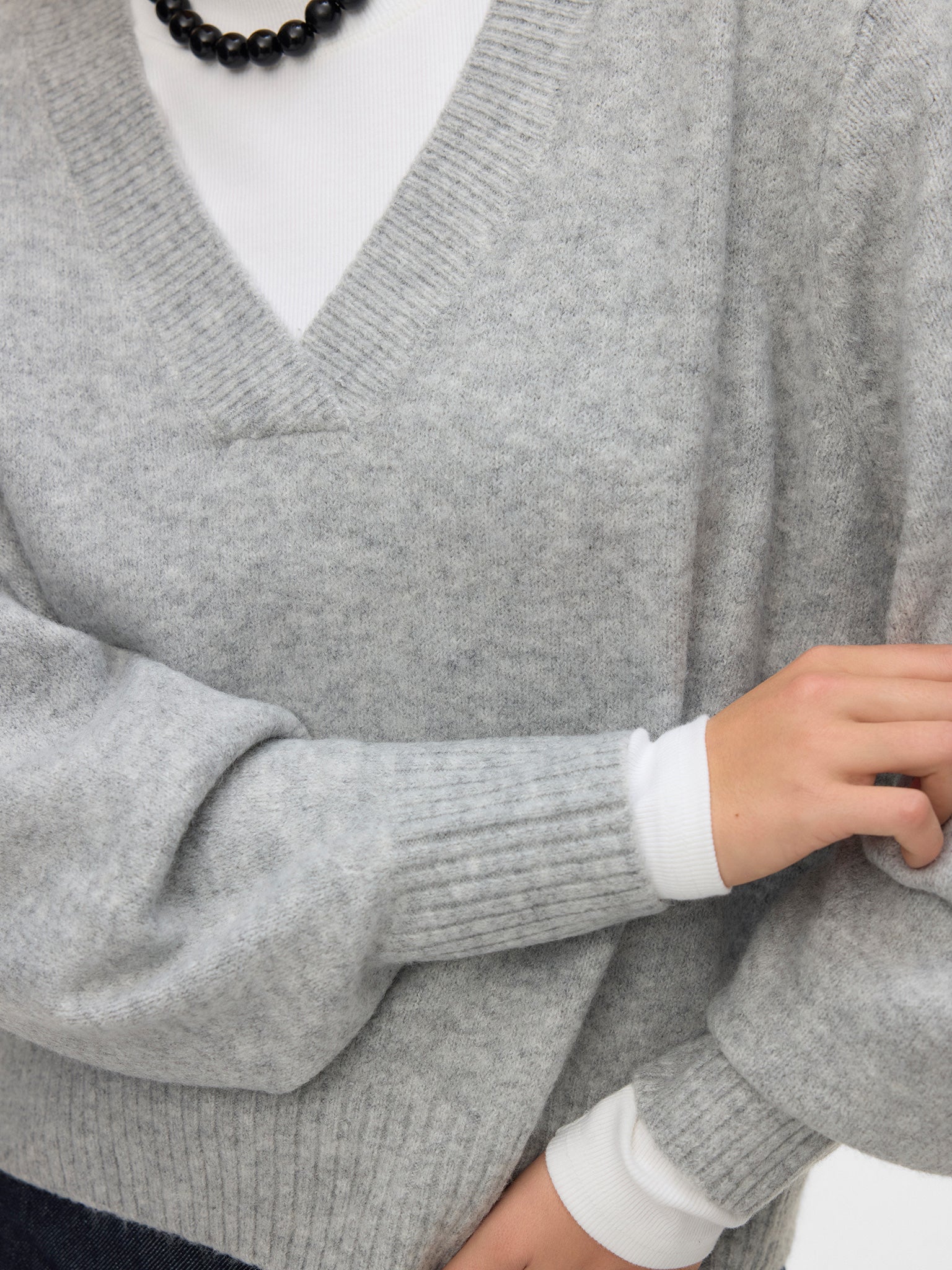 Γυναικεία μπλούζα πλεκτή VMBOOM LS V-NECK PULLOVER NOOS 10331761 | 10331761