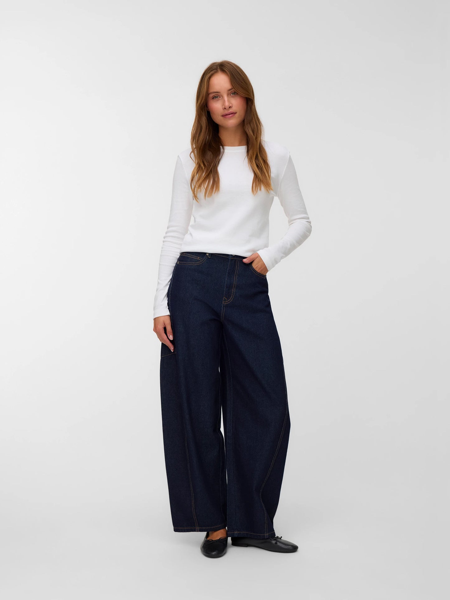 Γυναικείο παντελόνι τζιν VMKAITLIN HR WIDE BARREL JEANS 10340589 | 10340589
