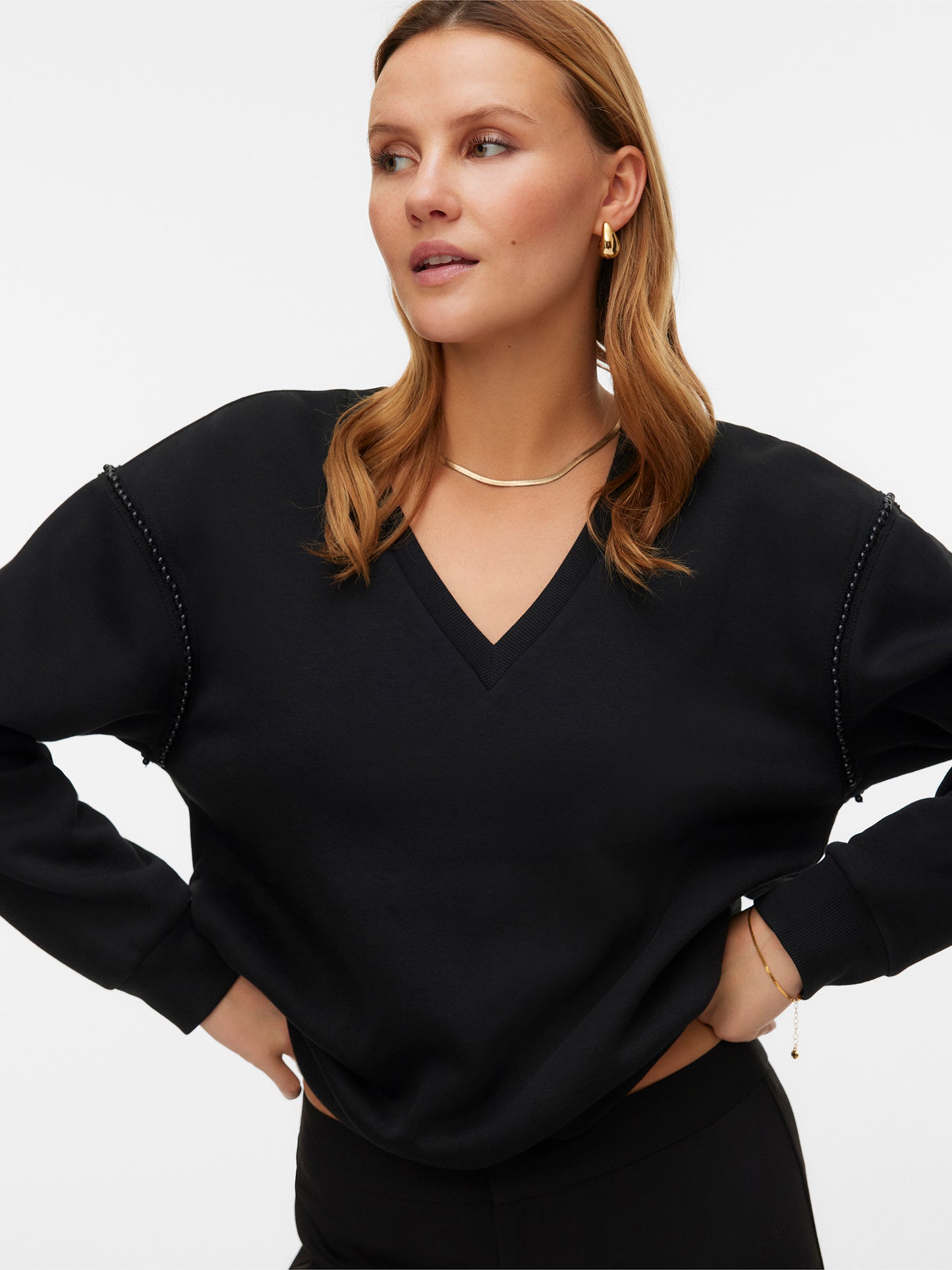 Γυναικεία μπλούζα VMDAISY PEARL V-NECK SWEAT JRS 10338099 | 10338099