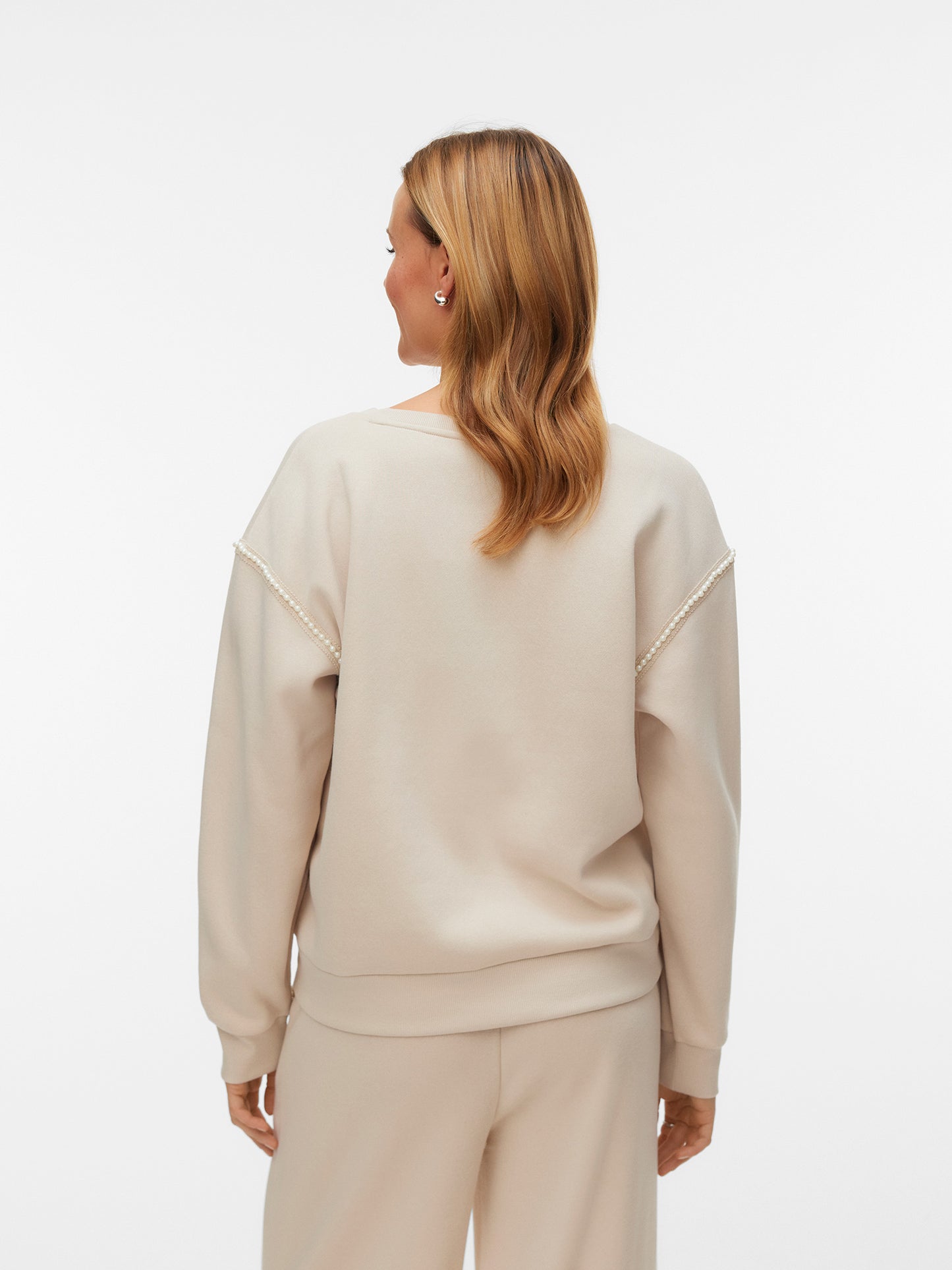 Γυναικεία μπλούζα VMDAISY PEARL V-NECK SWEAT JRS 10338099 | 10338099