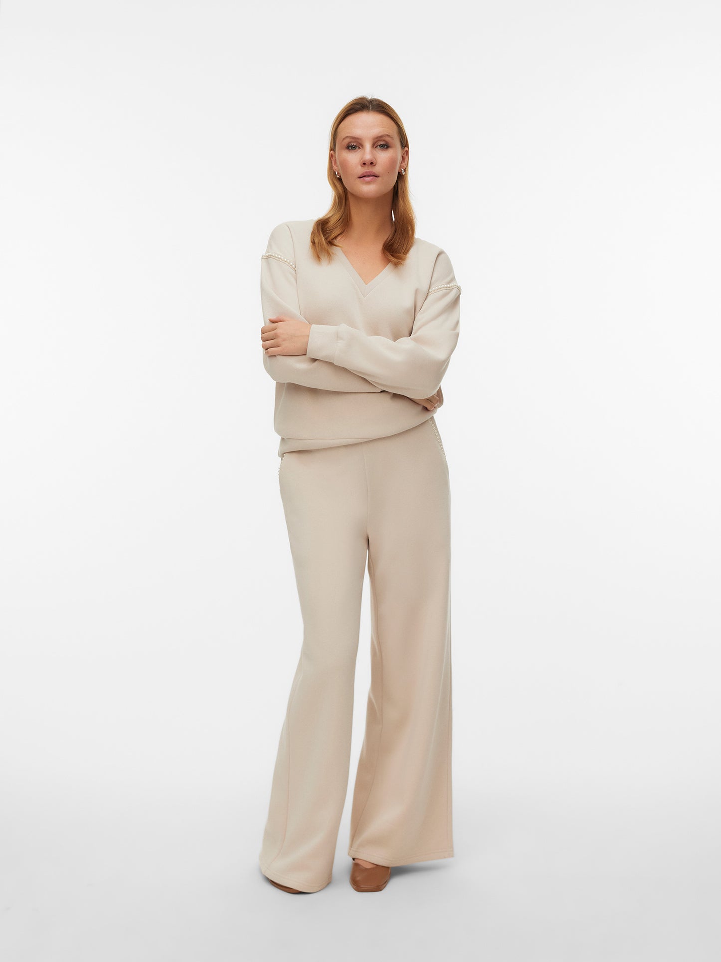 Γυναικεία μπλούζα VMDAISY PEARL V-NECK SWEAT JRS 10338099 | 10338099