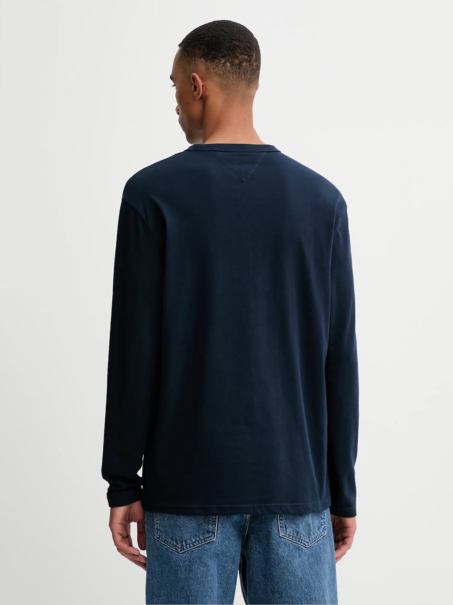 Ανδρική μπλούζα μακό TJM REG BADGE TEE LS DM0DM21974C1G | DM0DM21974C1G