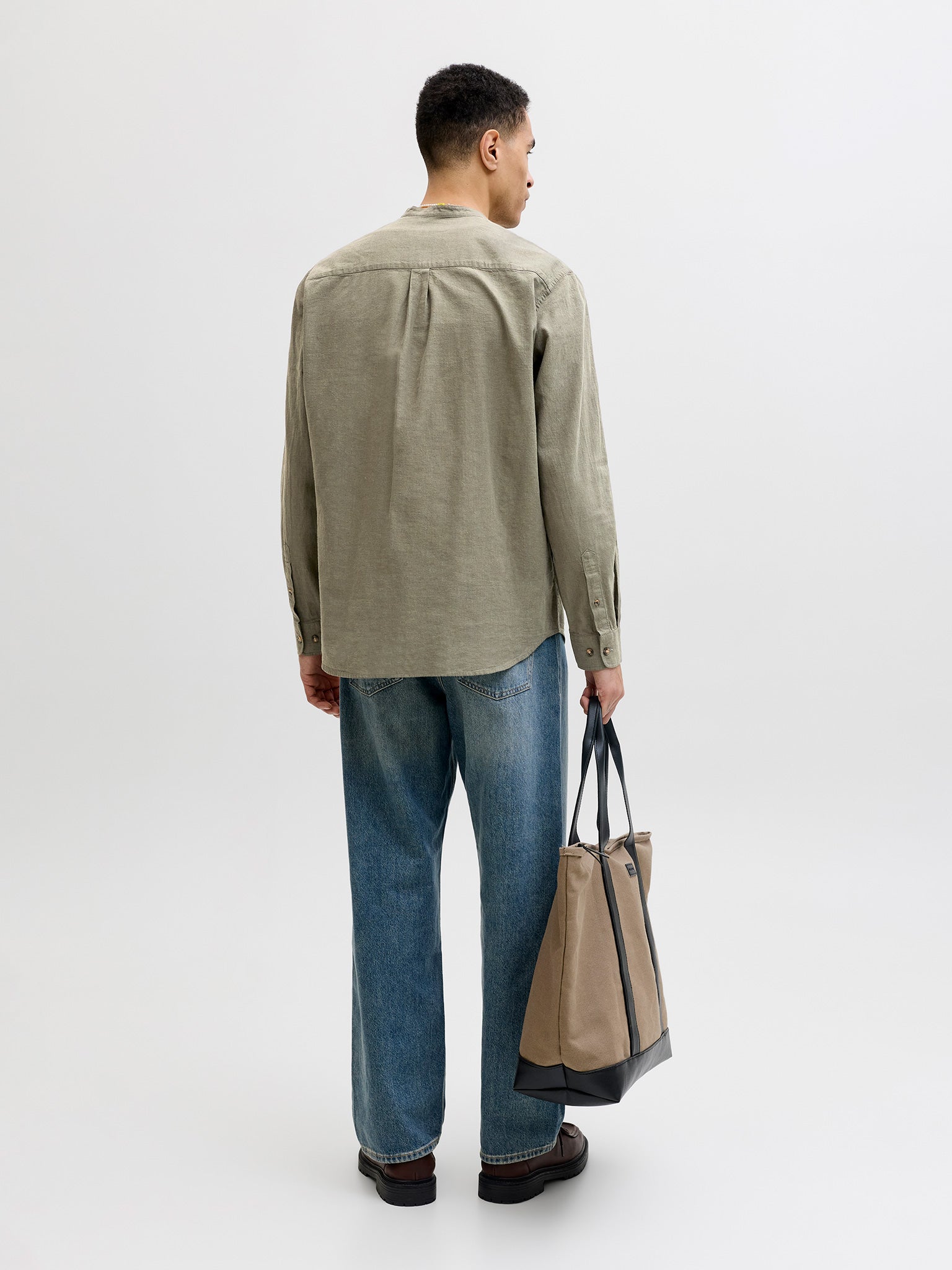 Ανδρικό πουκάμισο mao γιακάς JJESUMMER LINEN BLEND BAND SHIRT L/S 12289184 | 12289184