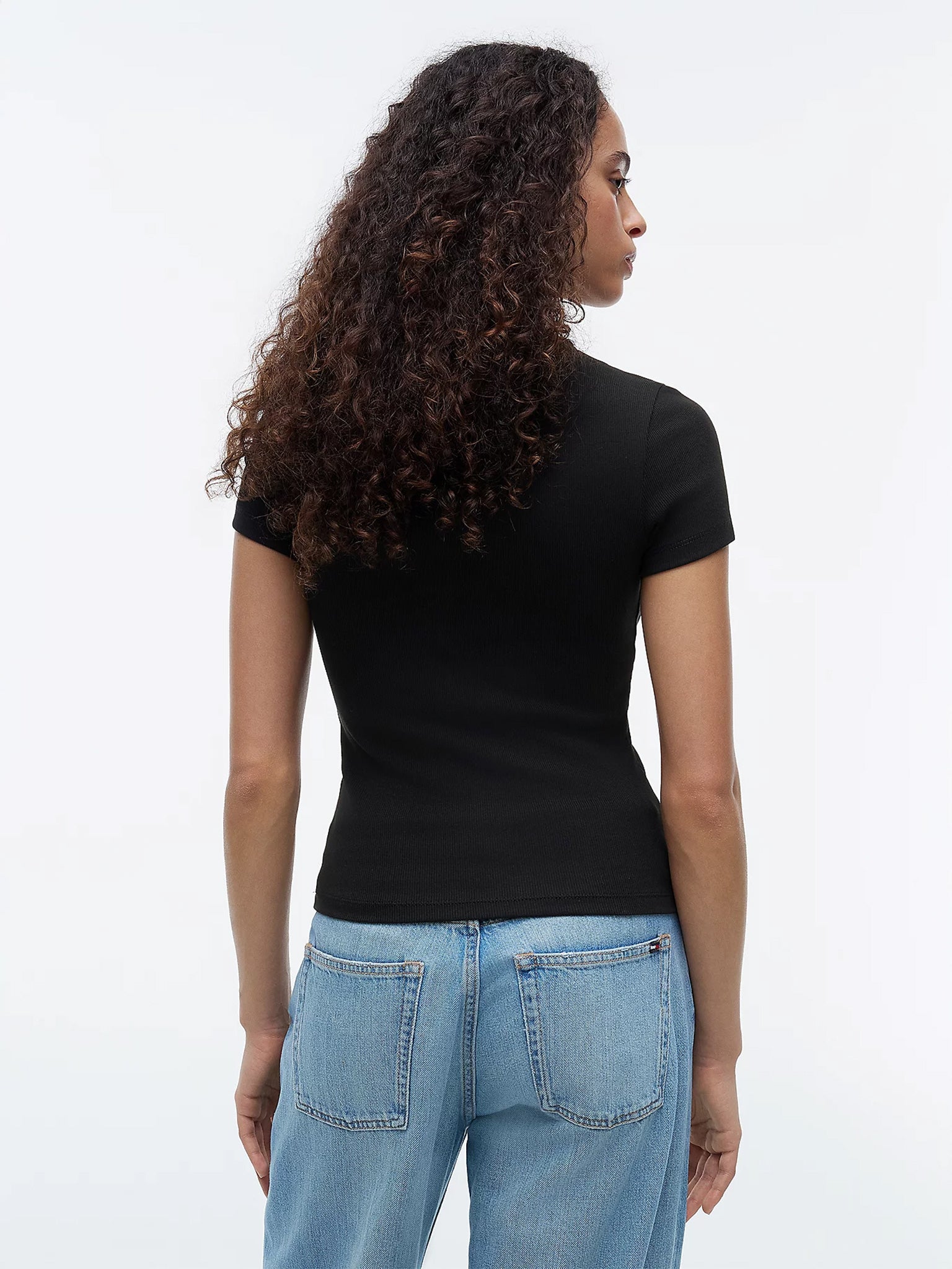 Γυναικείο t-shirt ριπ TJW SLIM BADGE RIB TEE DW0DW17881BDS | DW0DW17881BDS