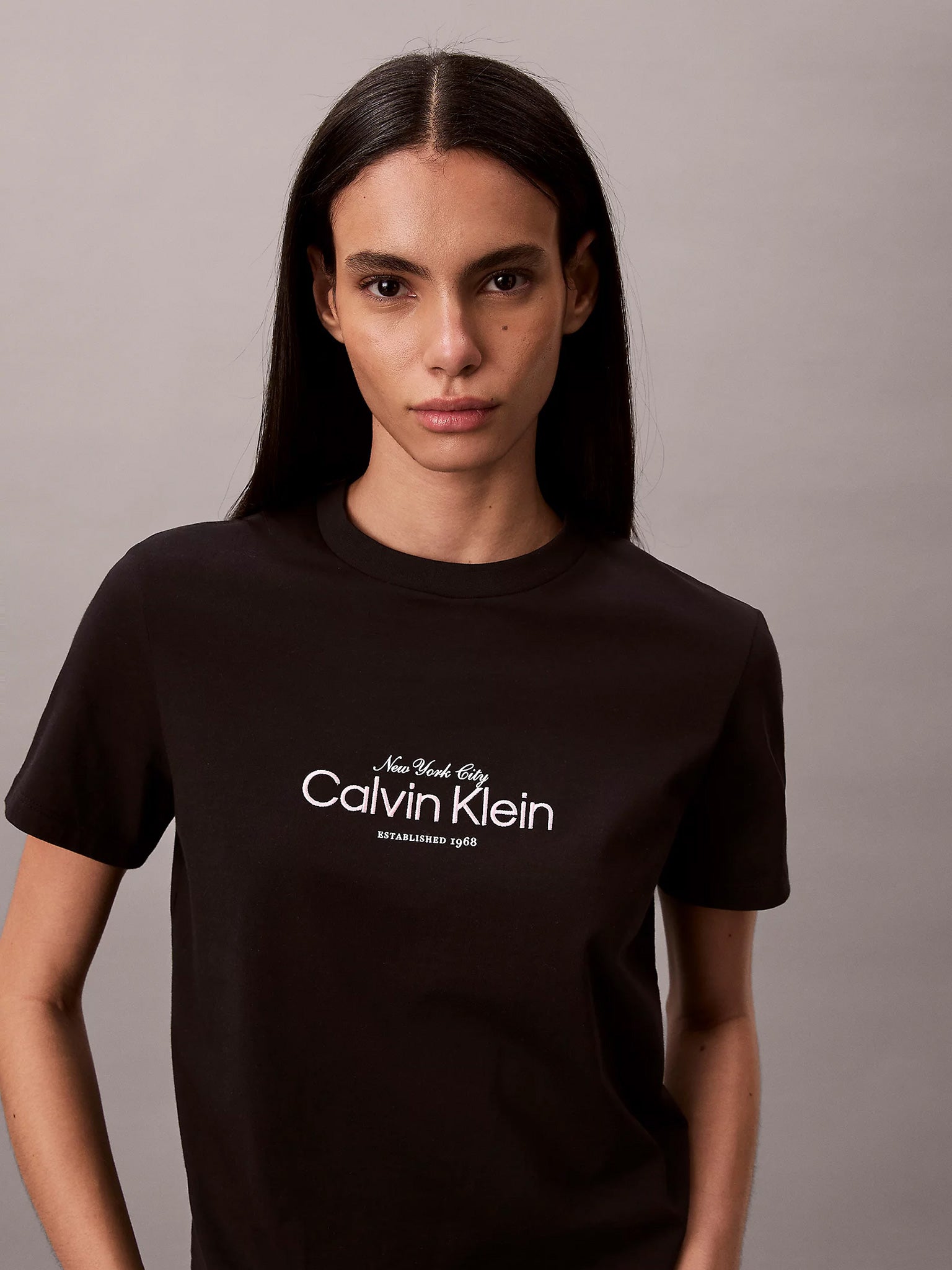 Γυναικείο t-shirt SS CLASSIC CK NYC LOGO TEE LV047F810GUB1 | LV047F810GUB1
