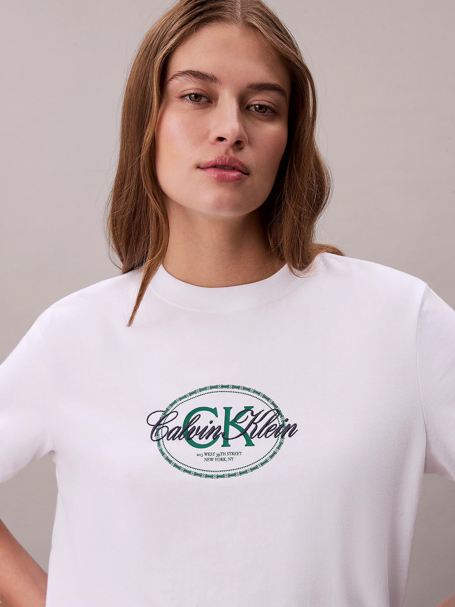 Γυναικείο t-shirt SS MULTI LOGO CLASSIC TEE LV047C811GYAF | LV047C811GYAF