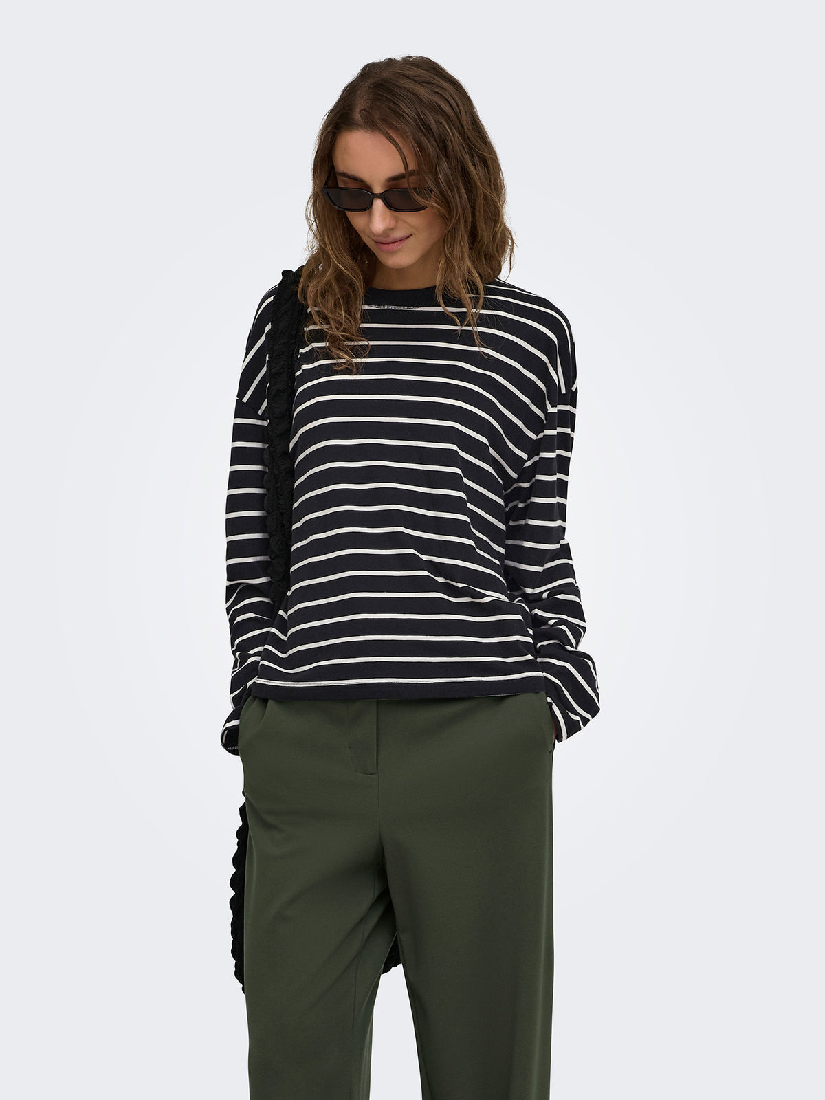 Γυναικεία μπλούζα ONLHAPPY L/S O-NECK STRIPE TEE JRS 15382466 | 15382466