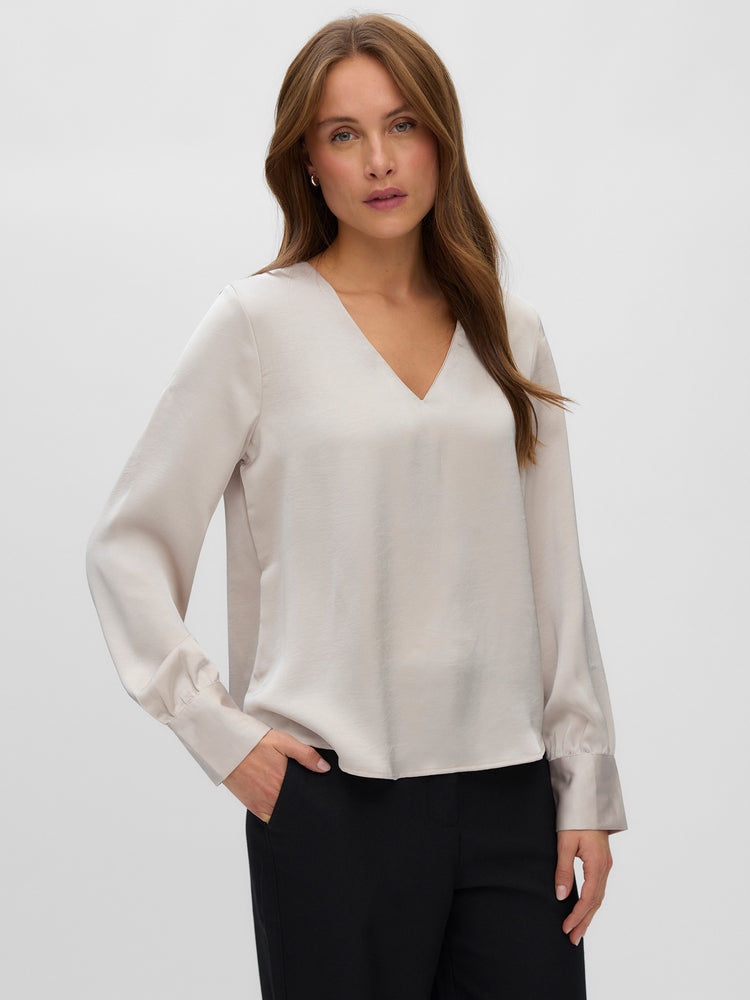 Γυναικεία μπλούζα σατέν VMMIRO LS V-NECK TOP WVN 10350930 | 10350930