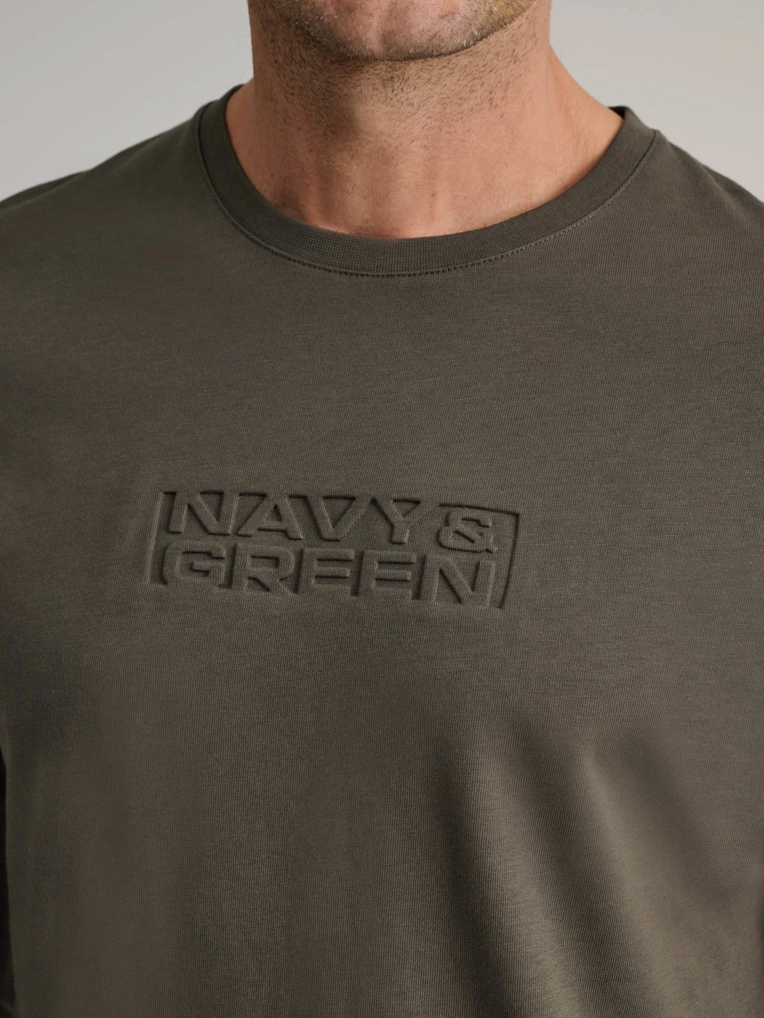 Ανδρική μπλούζα khaki 24TU.329/2P.1 | 24TU.329/2P.1