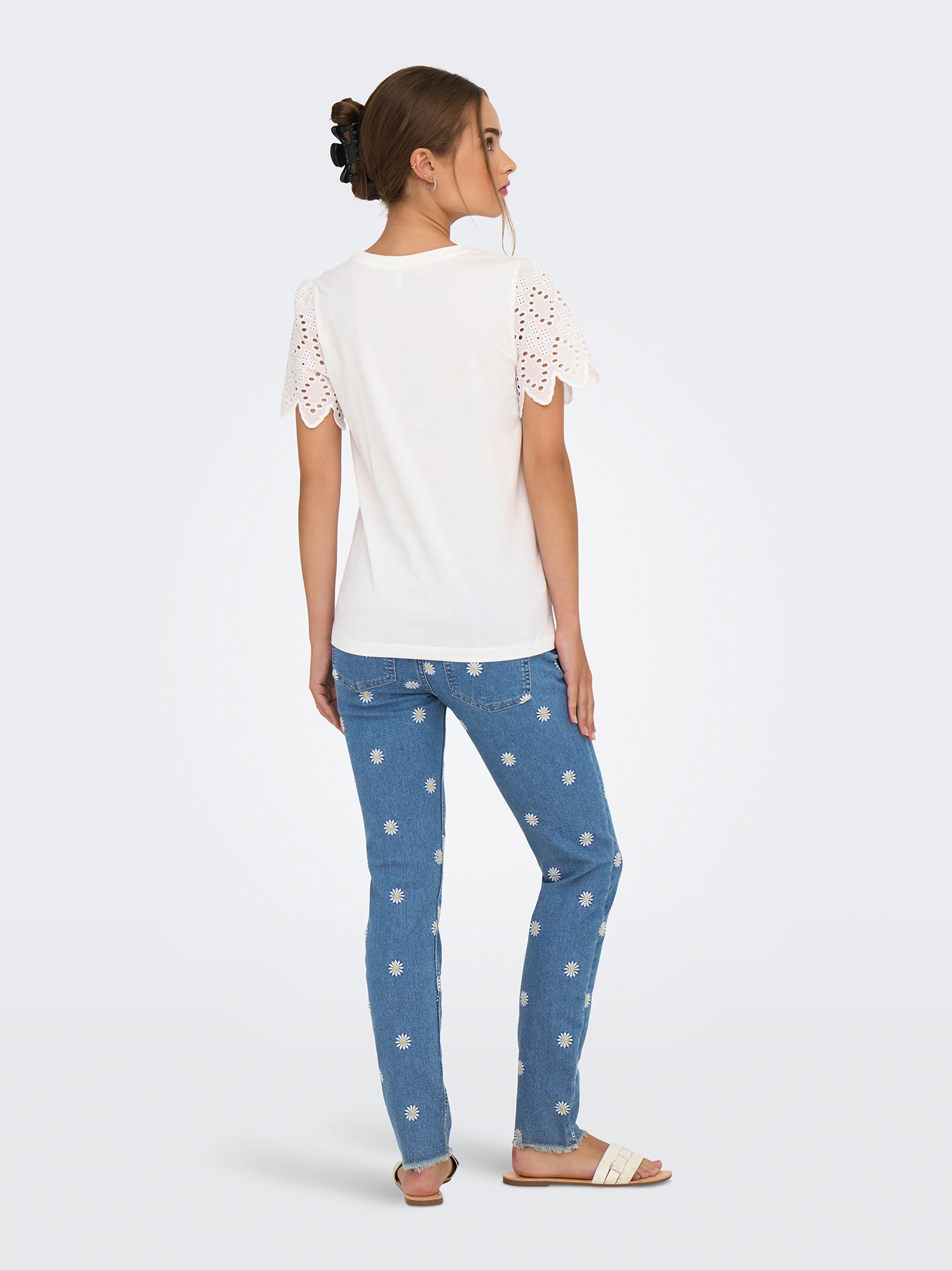 Γυναικείο t-shirt κιπούρ μανίκια ONLEBBA LIFE S/S LACE TOP JRS 15324887 | 15324887