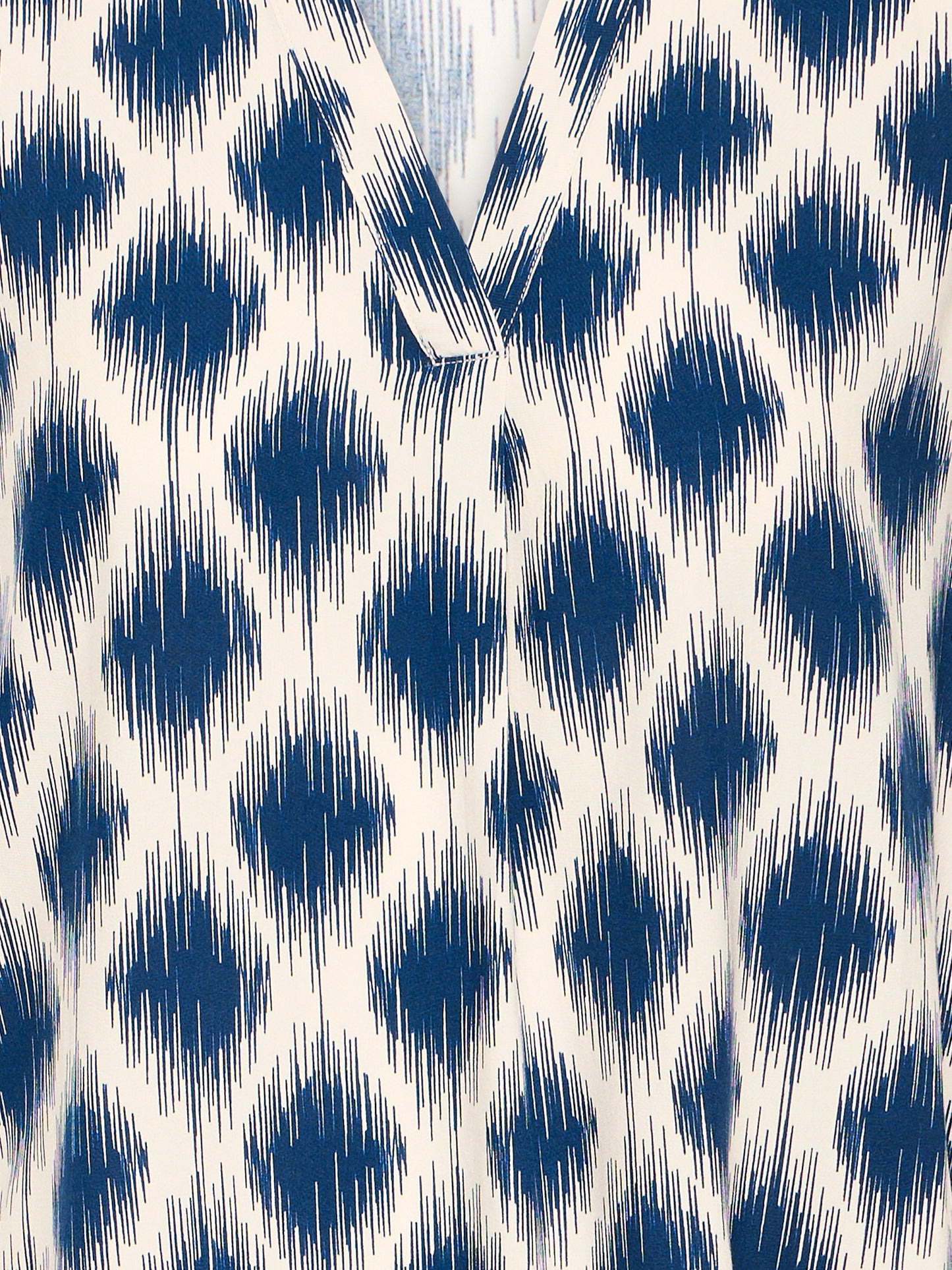 10260245-413_3.jpg
