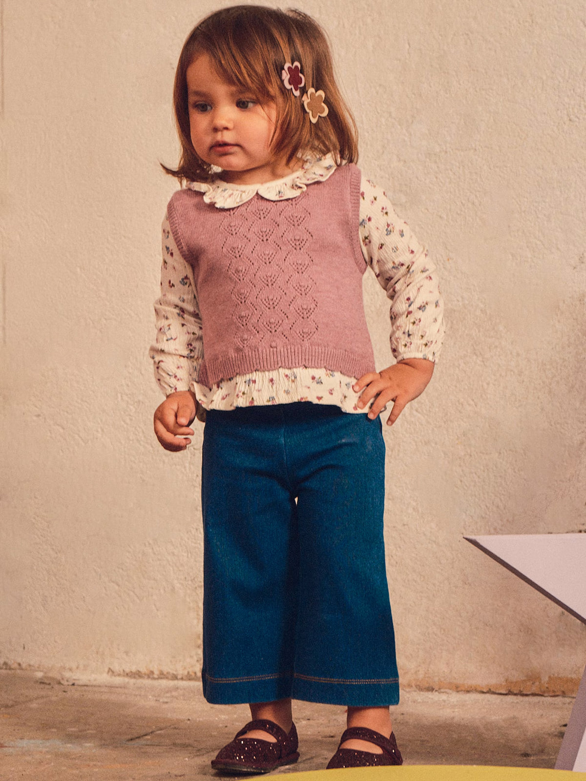10261356-464_1.jpg