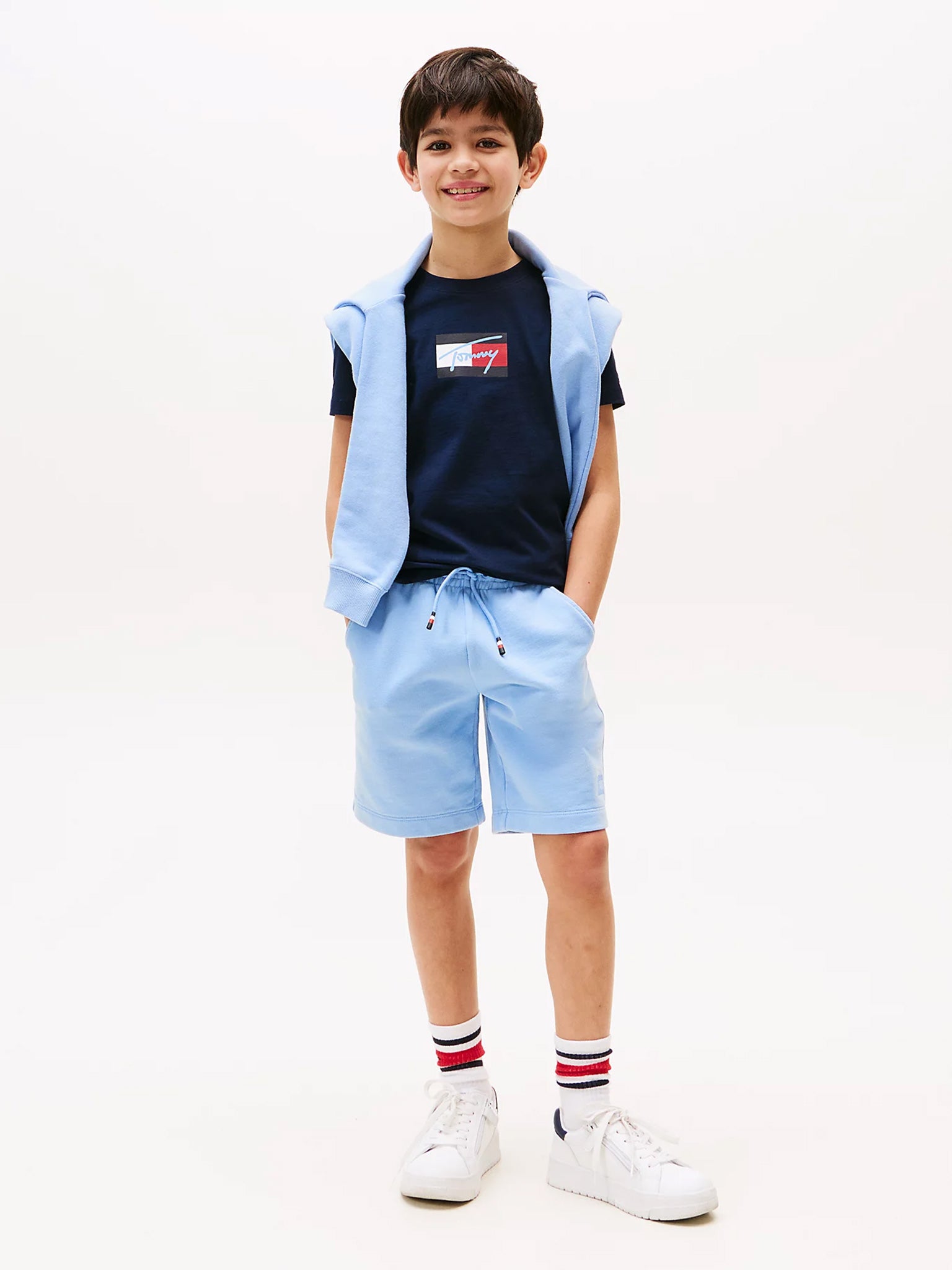 Παιδική μπλούζα μακό TOMMY SCRIPT FLAG PRINT TEE SS KB0KB09725C1G | KB0KB09725C1G