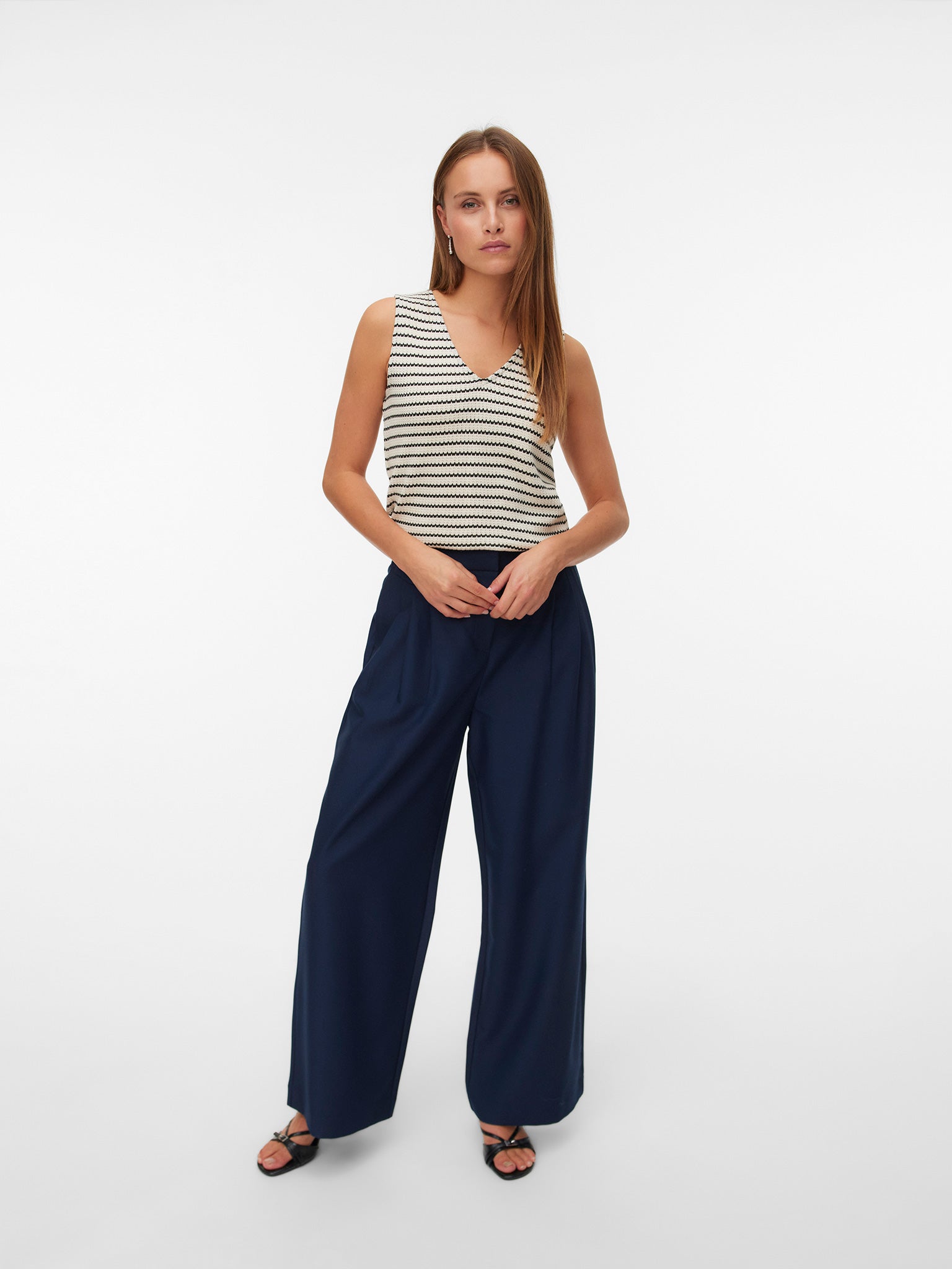 Γυναικεία μπλούζα ριγέ VMOHIA SL V-NECK TOP JRS 10341559 | 10341559