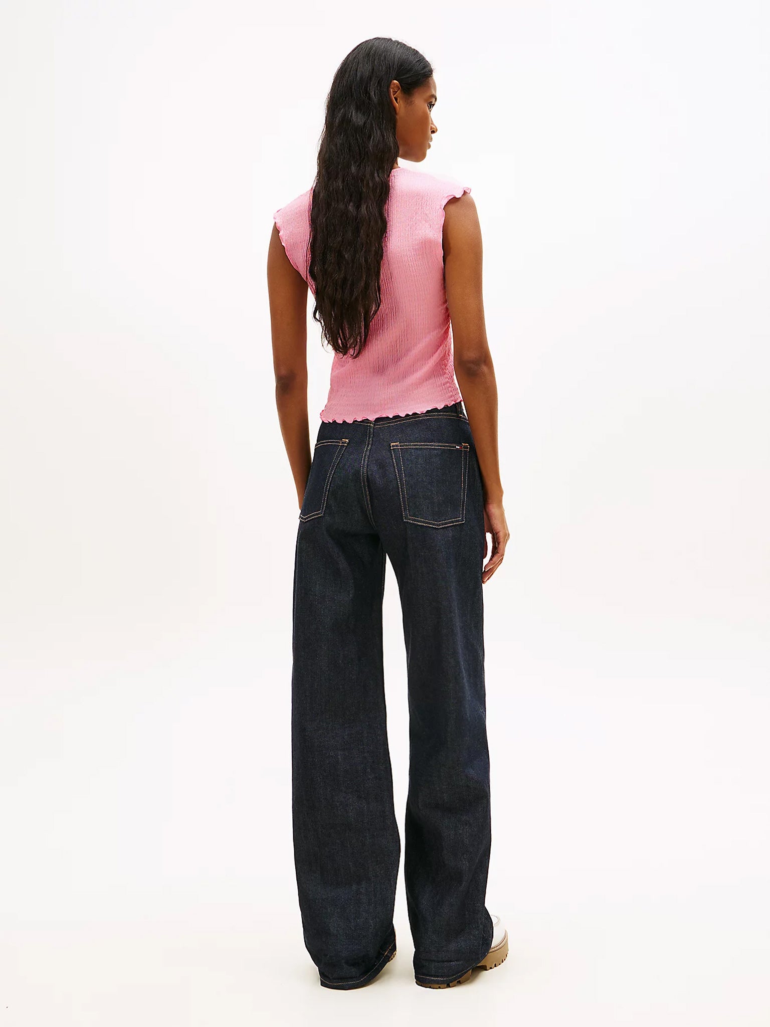 Γυναικεία μπλούζα γκοφρέ TJW SLIM SH SQUARE NCK SMOCK TOP DW0DW22220TN9 | DW0DW22220TN9