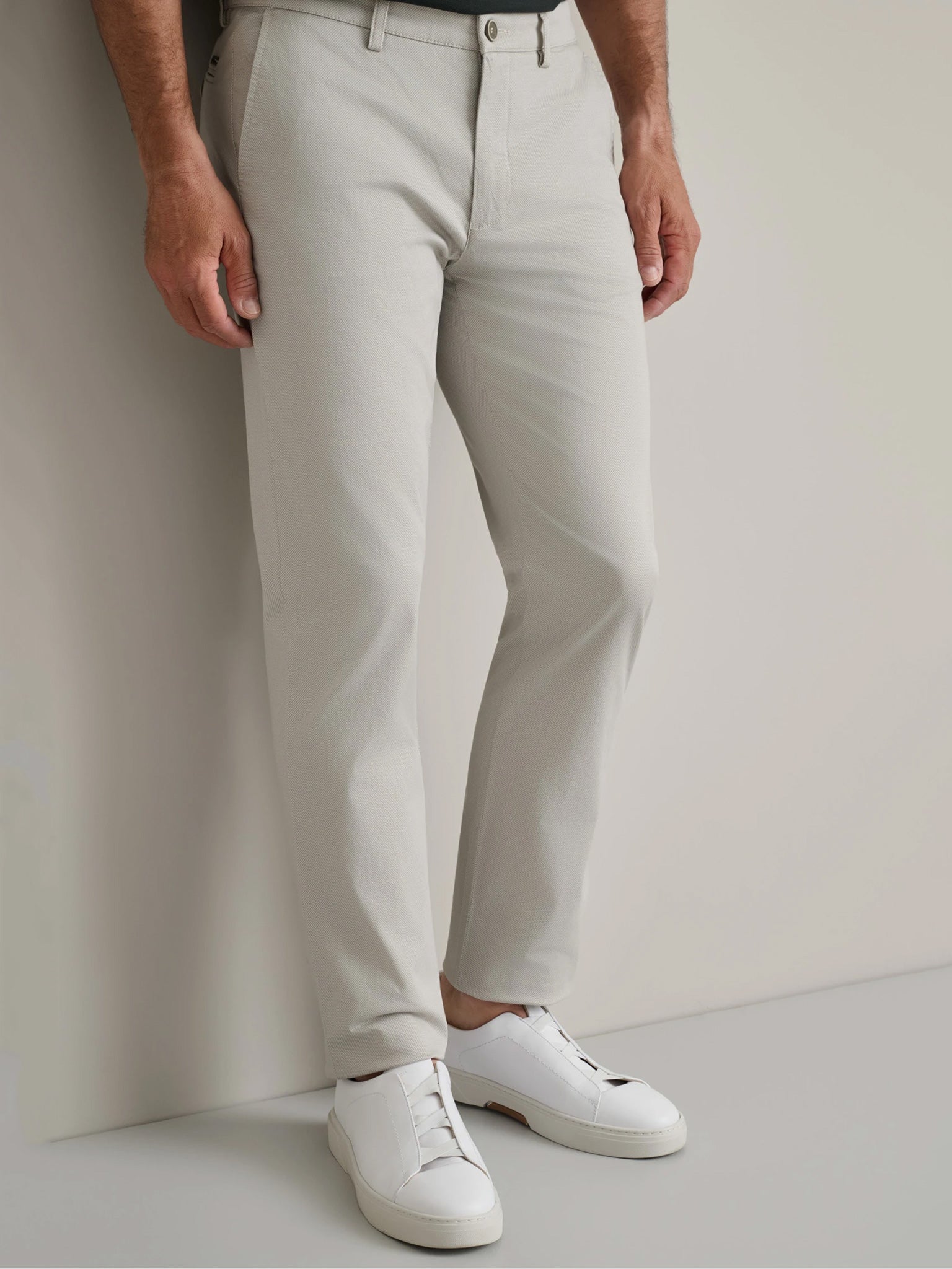 Ανδρικό παντελόνι chinos white sand 24AG.1003MFA/238 | 24AG.1003MFA/238