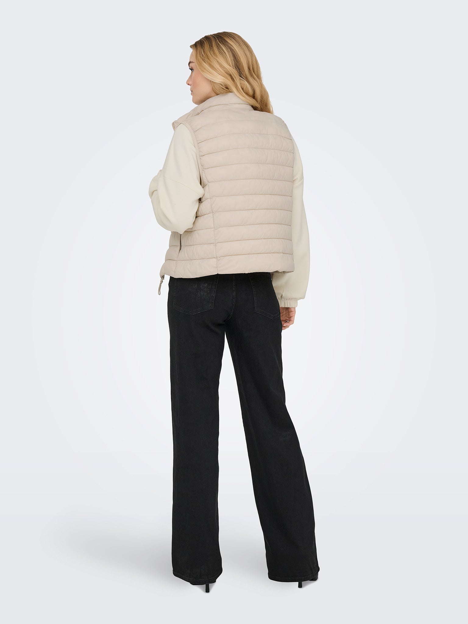 Γυναικείο γιλέκο ONLTAHIA LW QUILTED WAISTCOAT OTW NOOS 15351970 | 15351970