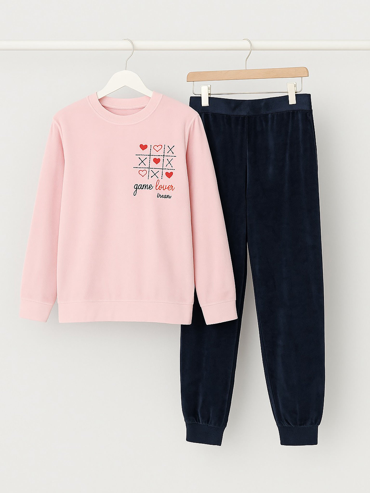 Γυναικεία πιτζάμα βελουτέ 217802 | 217802