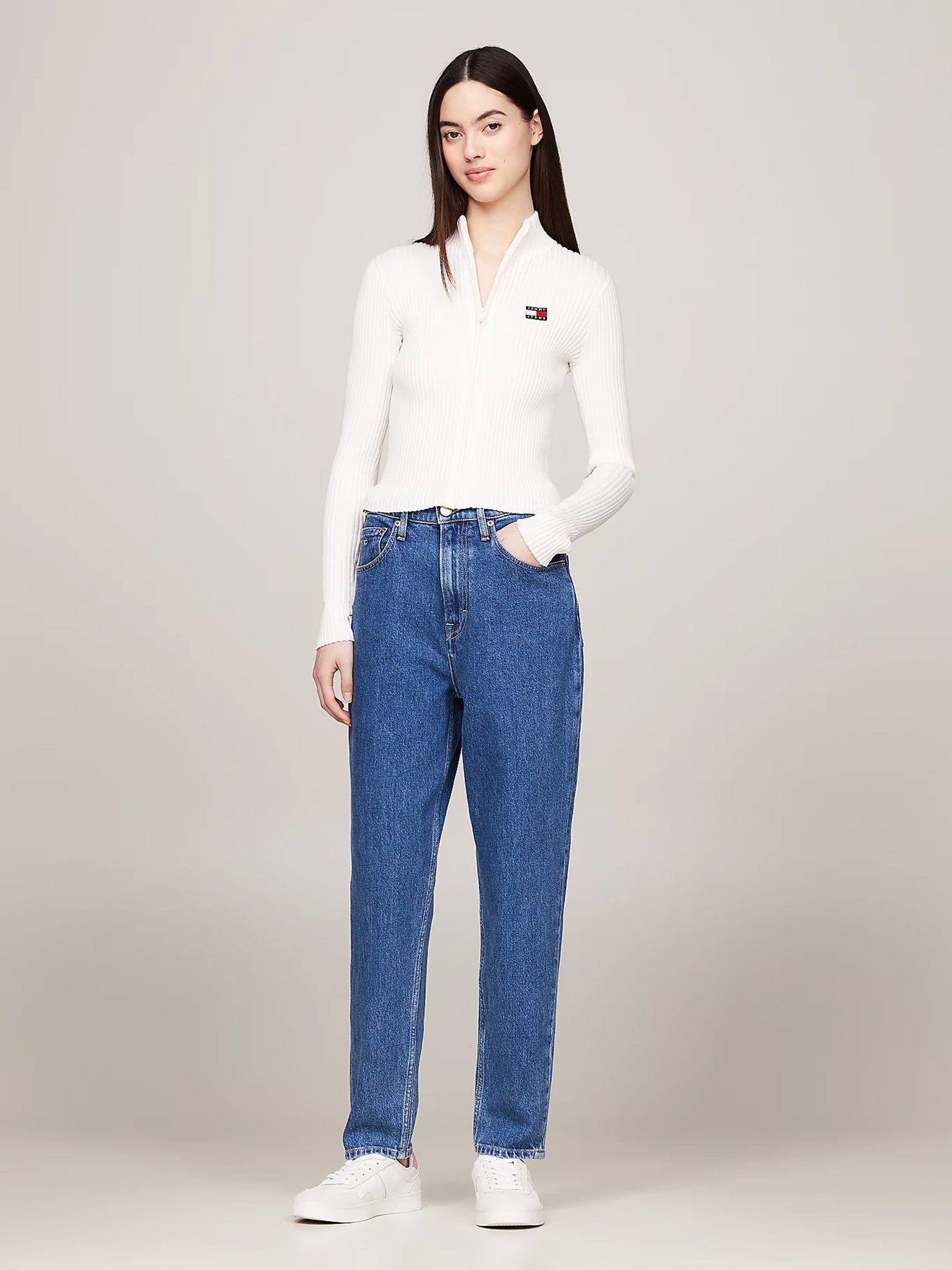 Γυναικείο παντελόνι τζιν MOM JEAN UH TPR TAB CG4139 DW0DW192431A5 | DW0DW192431A5