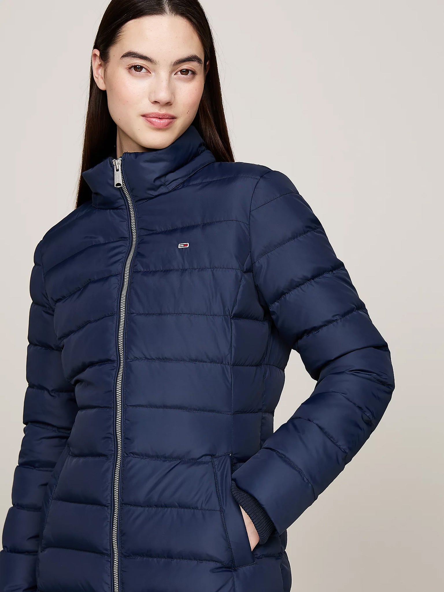 Γυναικείο μπουφάν TJW ESSENTIAL HOODED DOWN COAT DW0DW18864C1G | DW0DW18864C1G