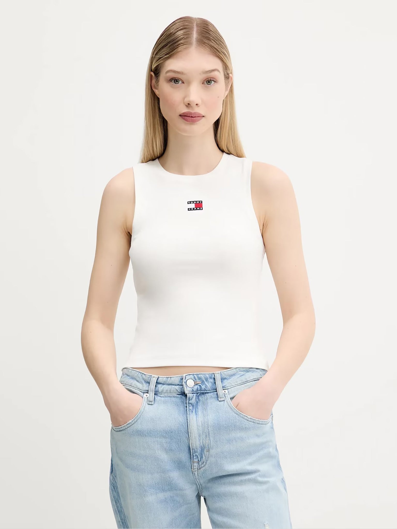 Γυναικεία μπλούζα αμάνικη TJW SLIM SH BADGE TANK DW0DW20896YBL | DW0DW20896YBL