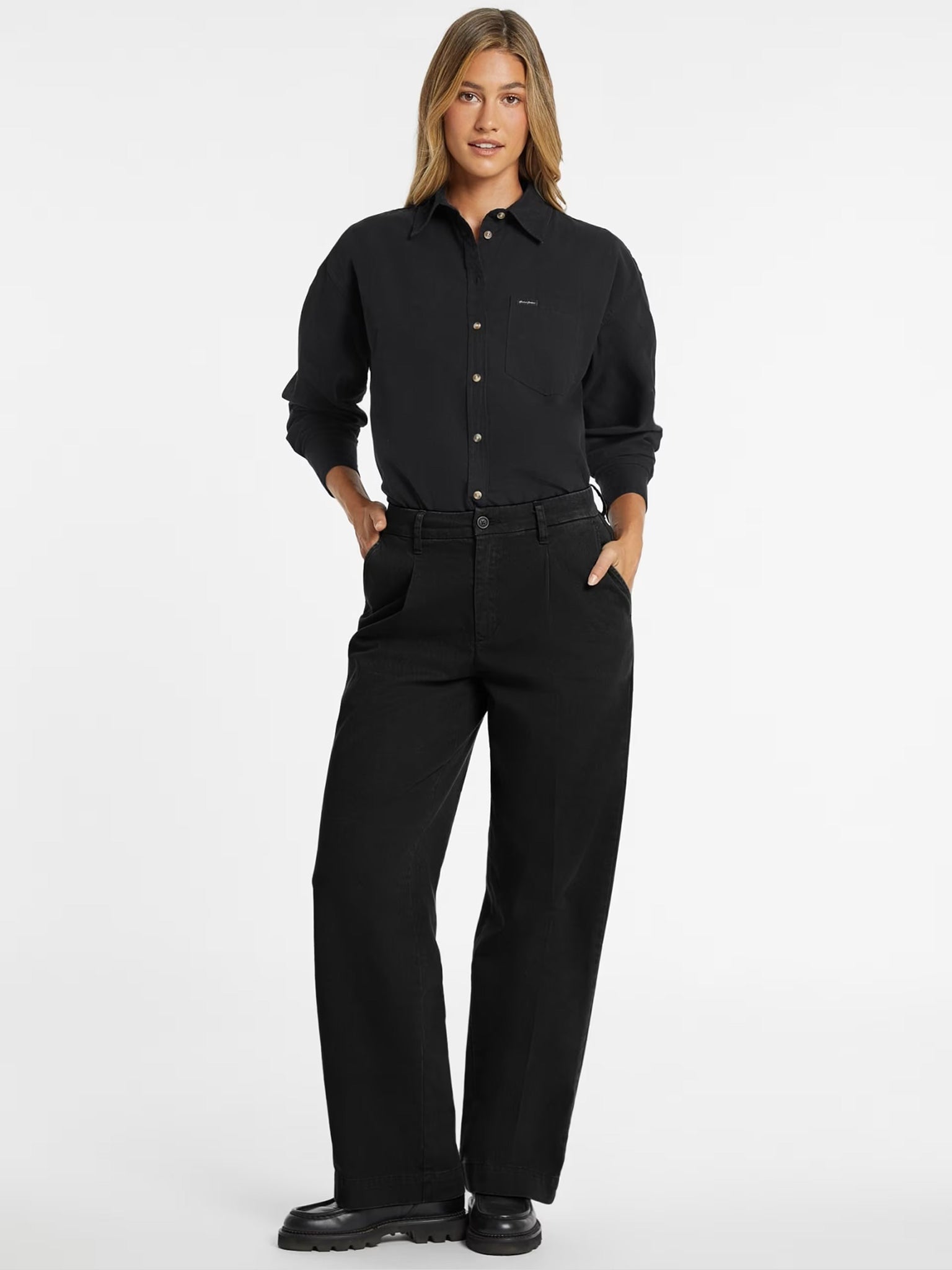 Γυναικείο παντελόνι W4BB44WGCV2JBLK | W4BB44WGCV2JBLK