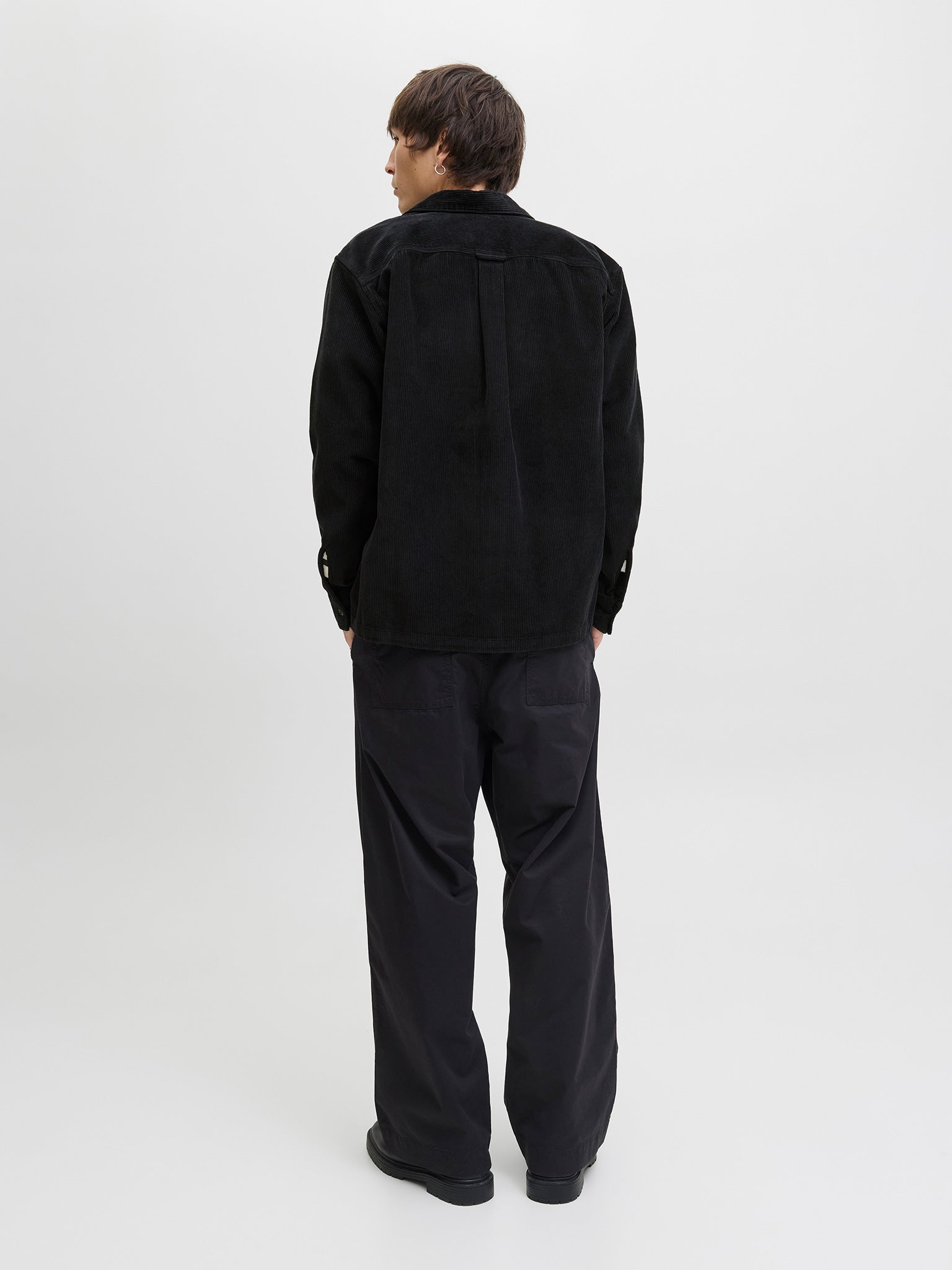 Ανδρικό πουκάμισο κοτλέ JJEPERFECT CORDUROY OVERSHIRT LS SN 12278825 | 12278825