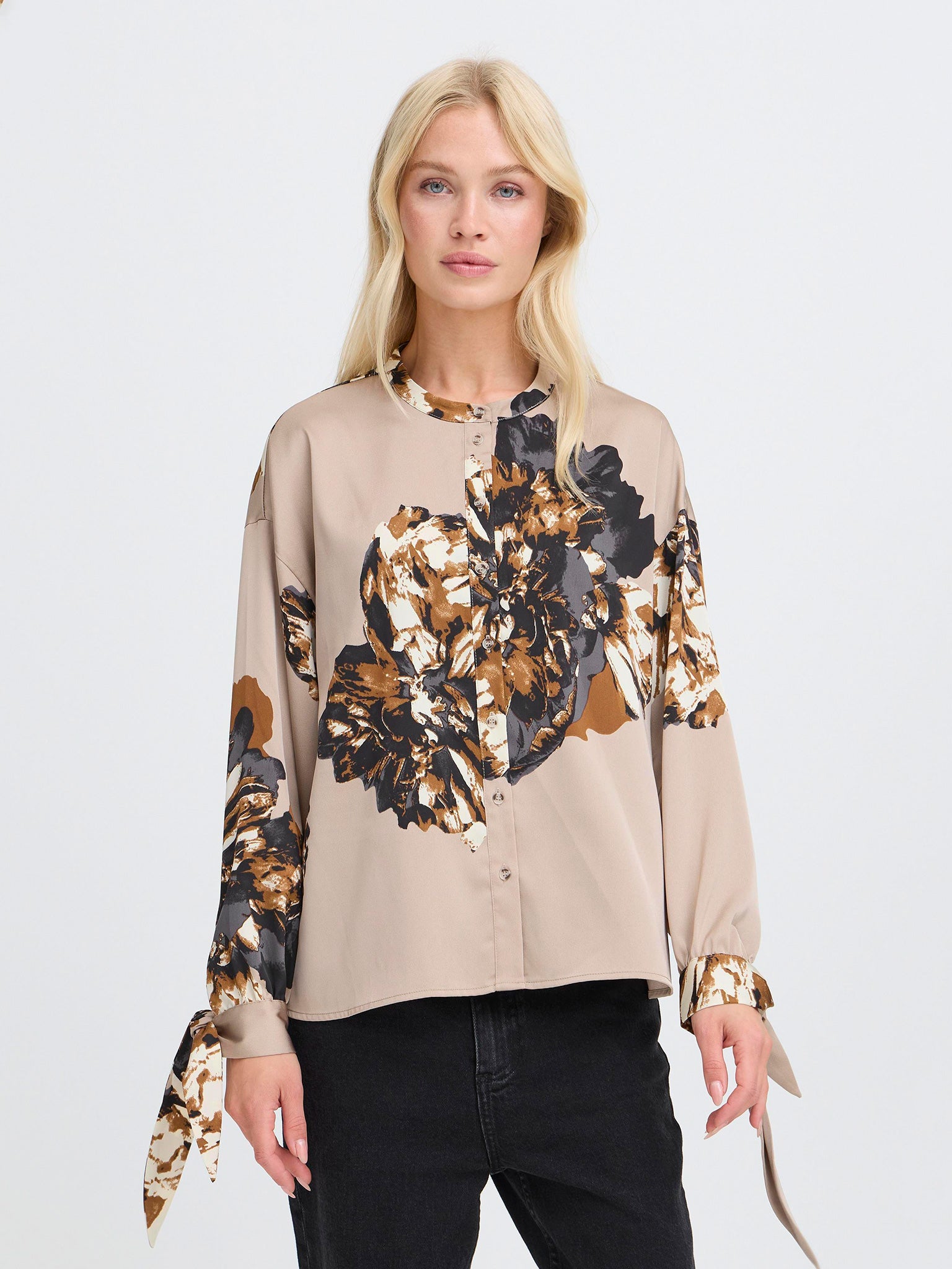 Γυναικεία μπλούζα με κουμπιά BYJANNIKE BOW SHIRT 20818132 | 20818132