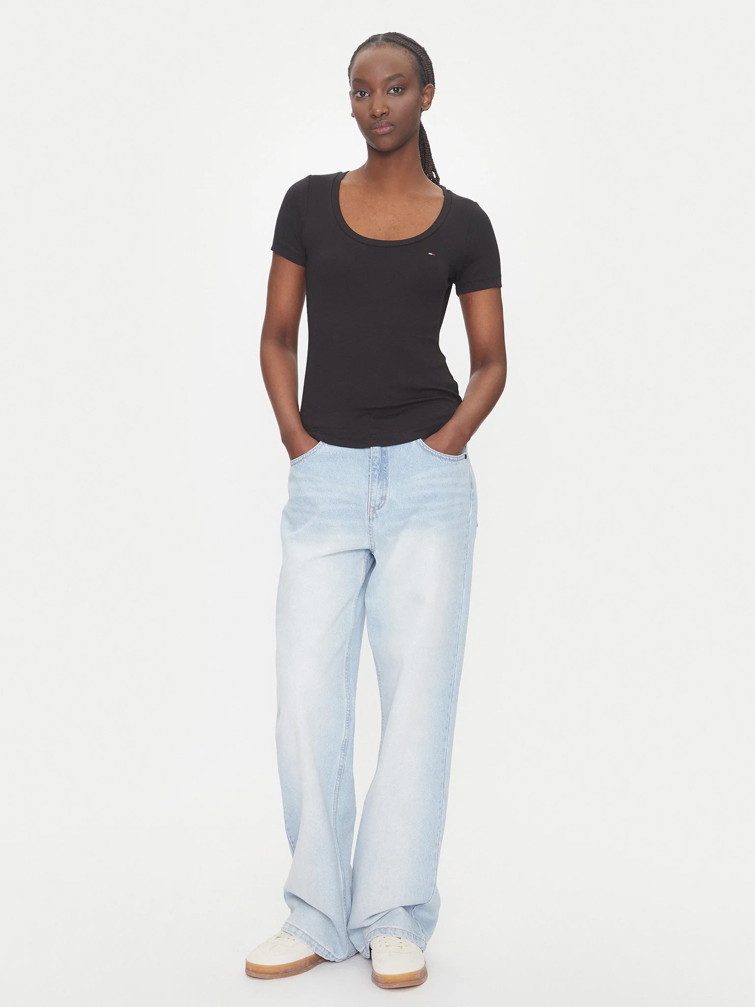 Γυναικείο t-shirt ριπ TJW REG SOFT RIB ESSENTIAL SS DW0DW20916BDS | DW0DW20916BDS