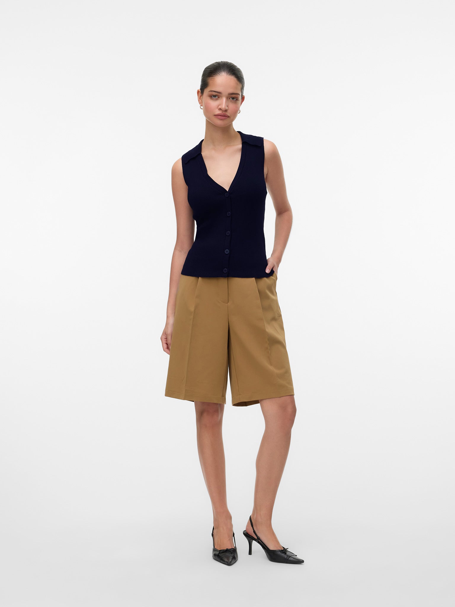 Γυναικεία αμάνικη μπλούζα VMWILLOW SL V-NECK POLO TOP 10330770 | 10330770