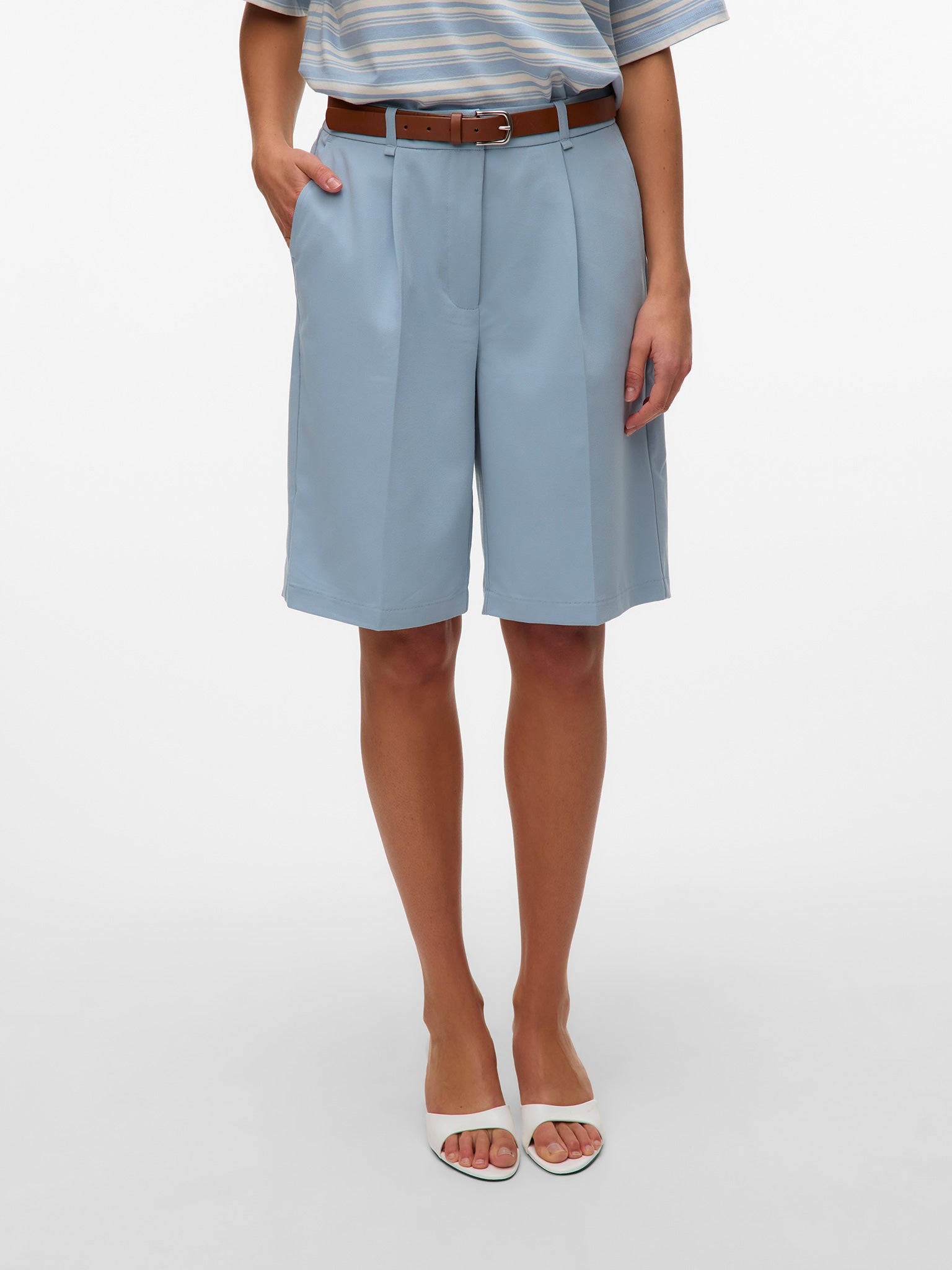 Γυναικείο σορτς AWPASSI MW KNEE SHORTS NOOS 10325303 | 10325303