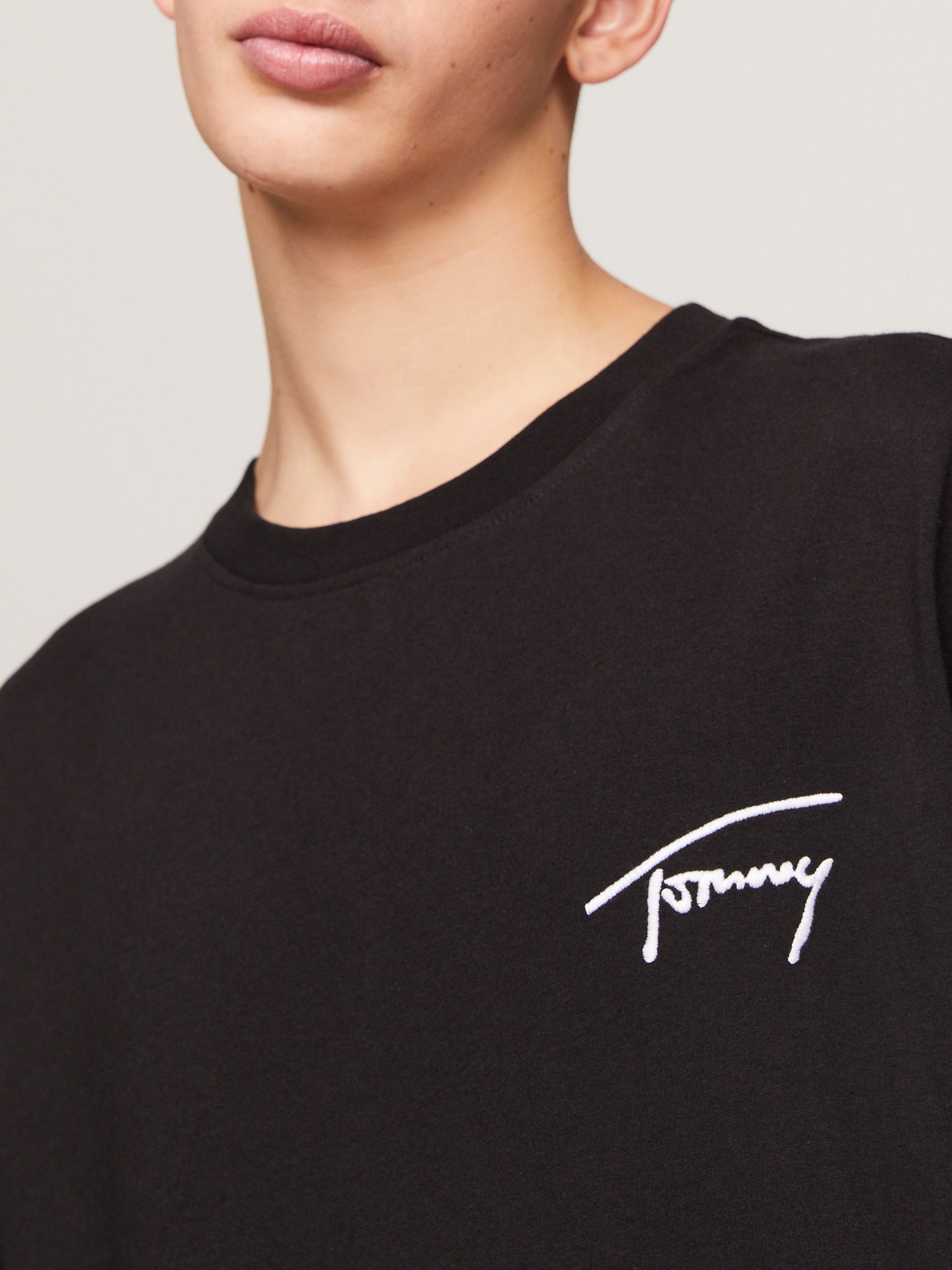Ανδρικό t-shirt TJM REG SIGNATURE TEE EXT DM0DM17994BDS | DM0DM17994BDS