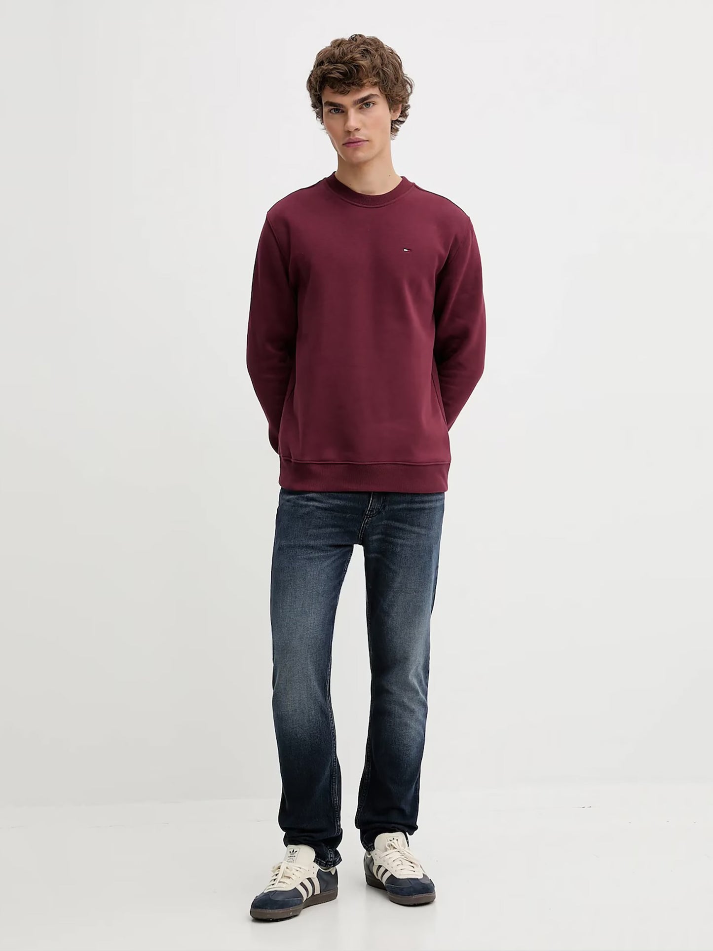 10256741-454_4.jpg