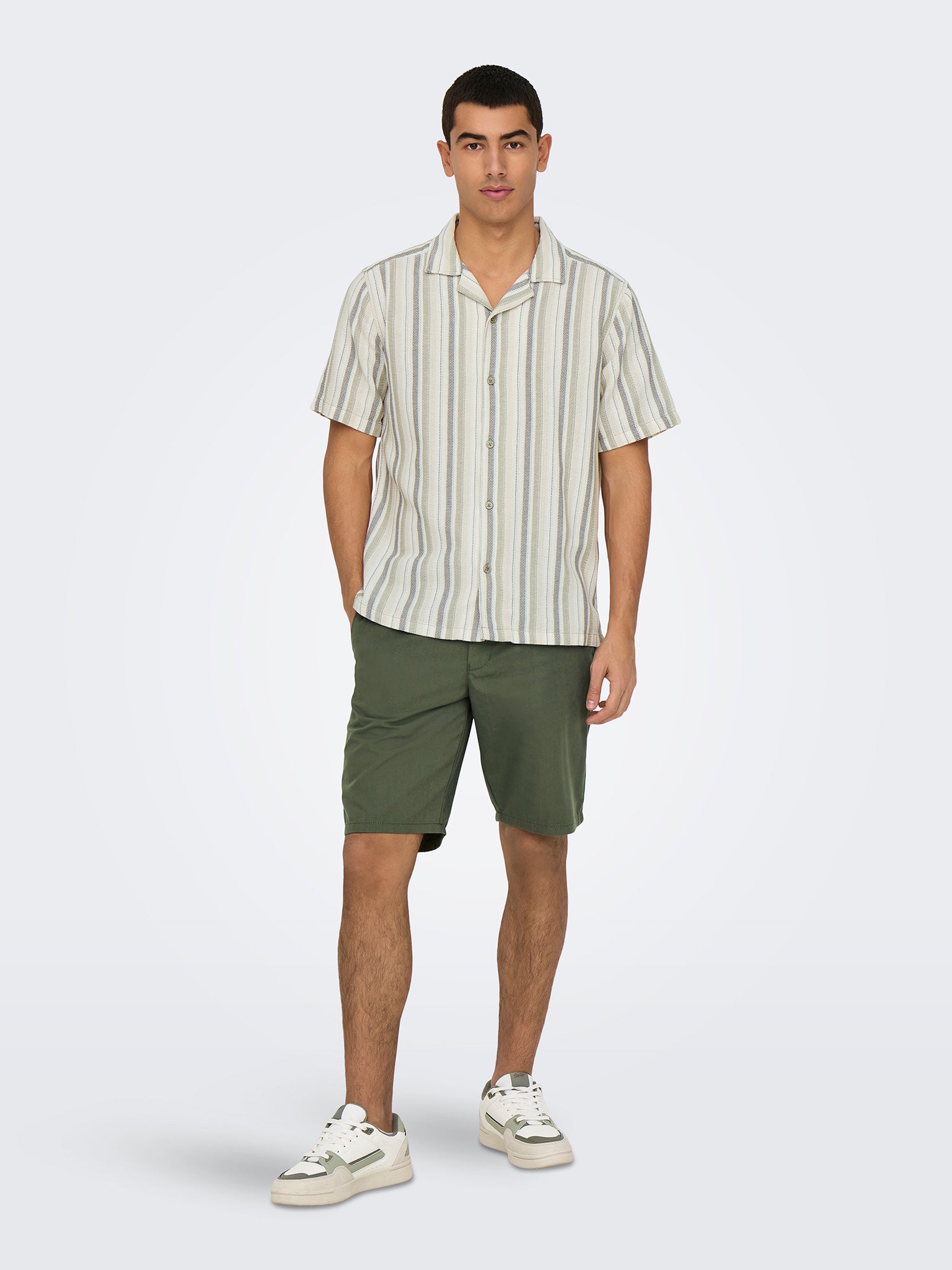 Ανδρικό πουκάμισο με ρίγες ONSTREV LIFE REG STRIPE SS SHIRT NOOS 22025659 | 22025659