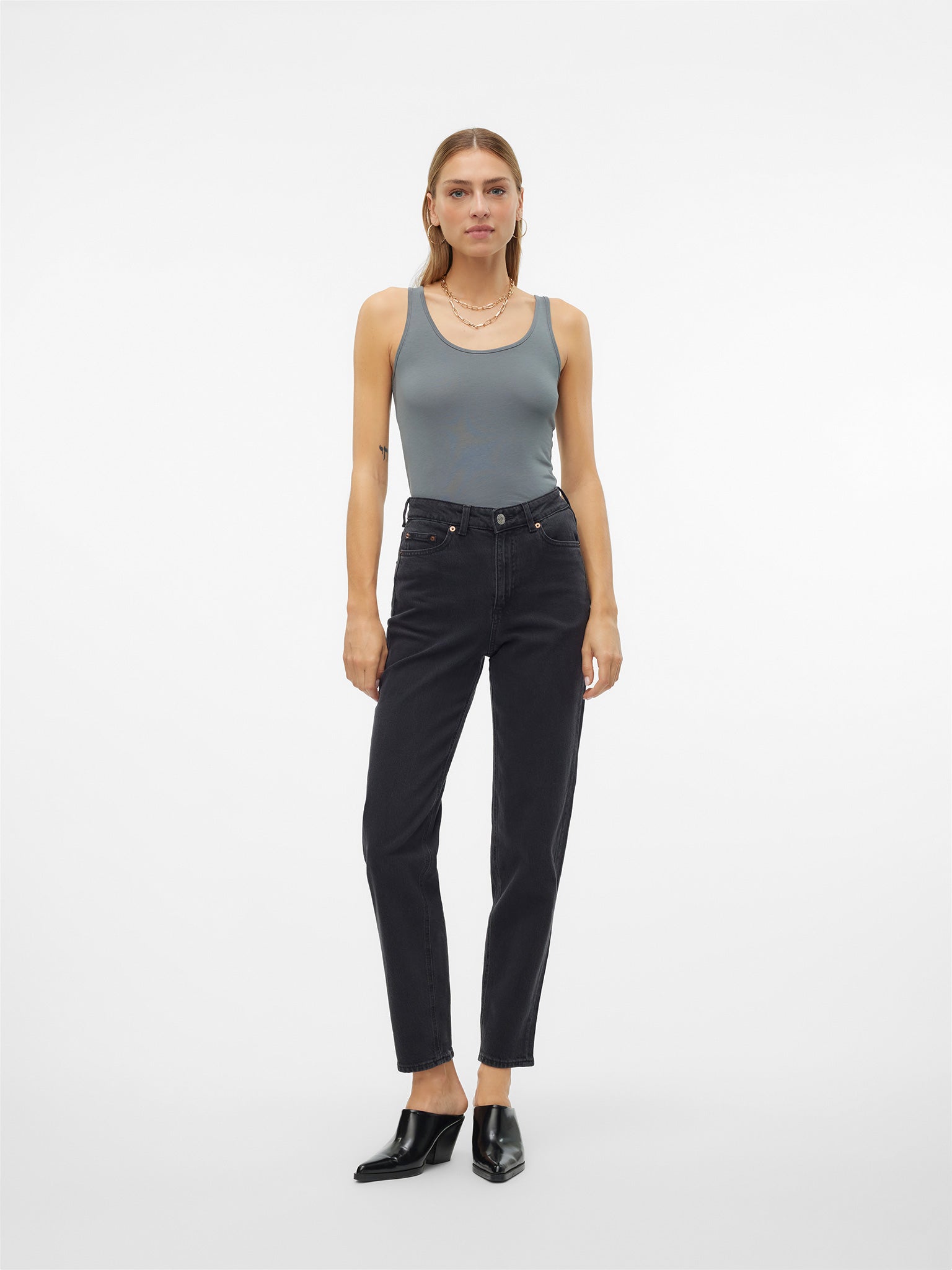 Γυναικείο παντελόνι τζιν VMTESSA HR MOM JEANS RA220 GA NOOS 10302983 | 10302983