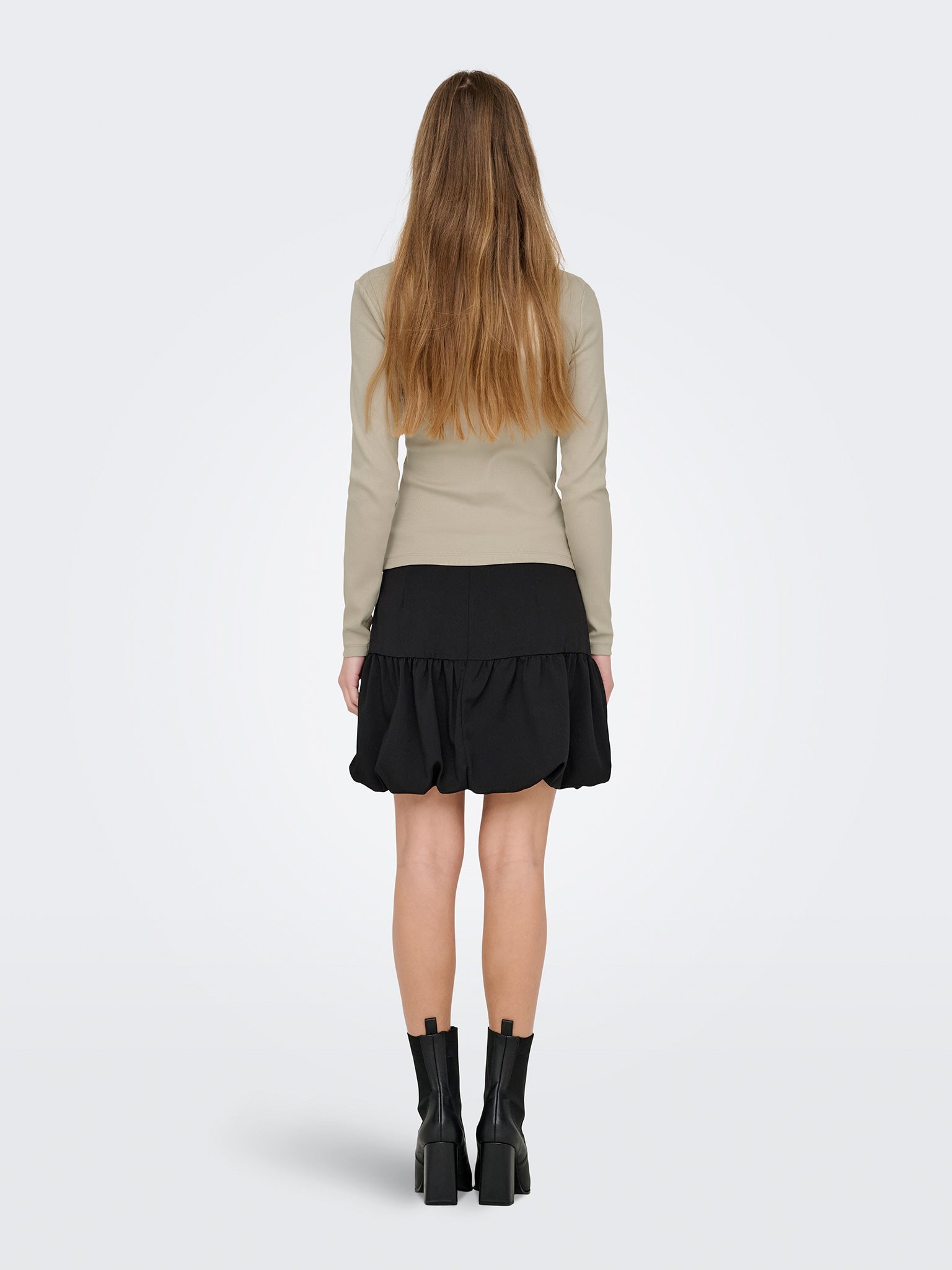 Γυναικεία μπλούζα ONLVAL L/S O-NECK TOP CC JRS 15339772 | 15339772