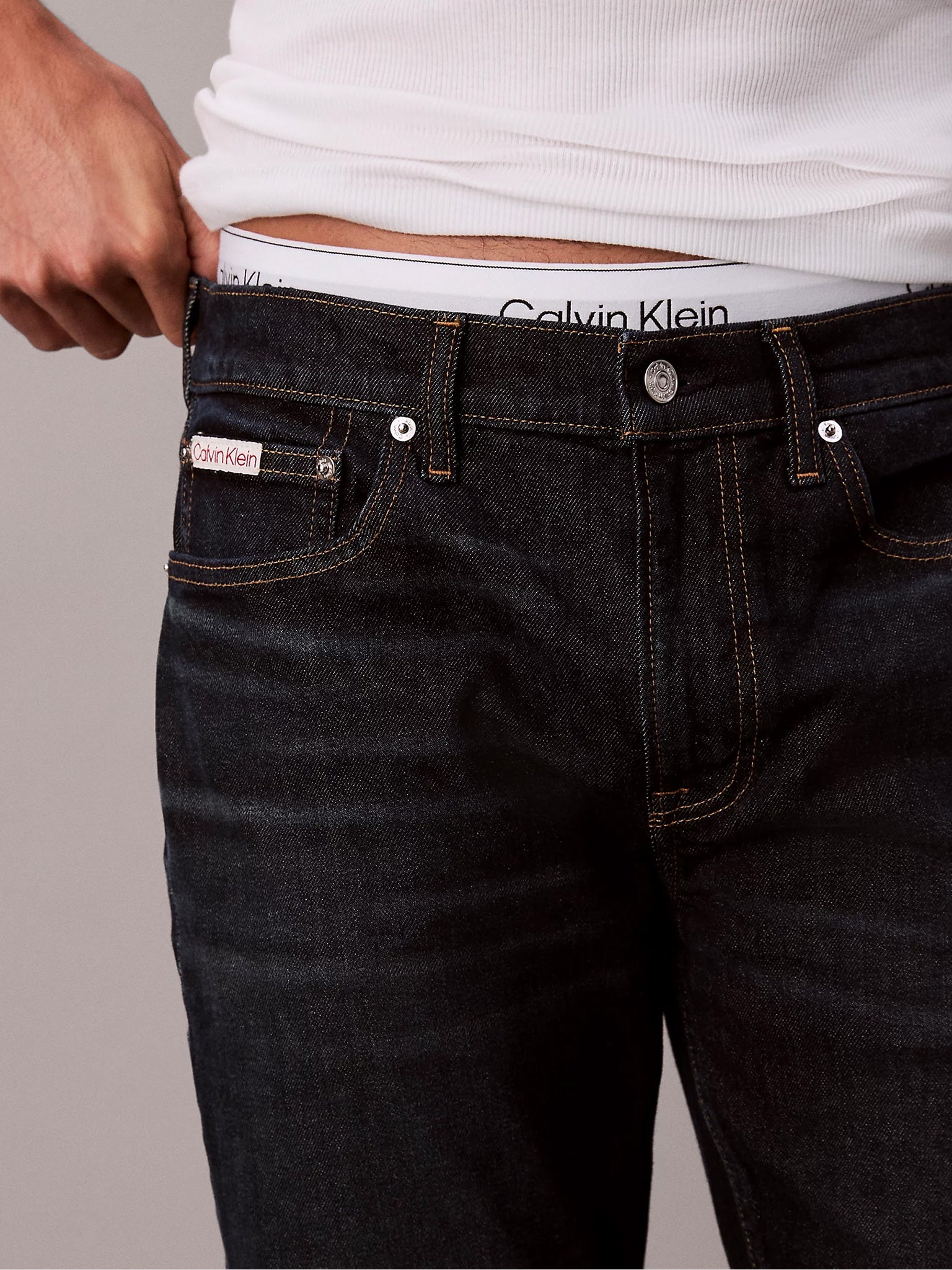 Ανδρικό παντελόνι τζιν SLIM TAPER SAPPHIRE TANGO JEAN LV04RD700GZY0 | LV04RD700GZY0