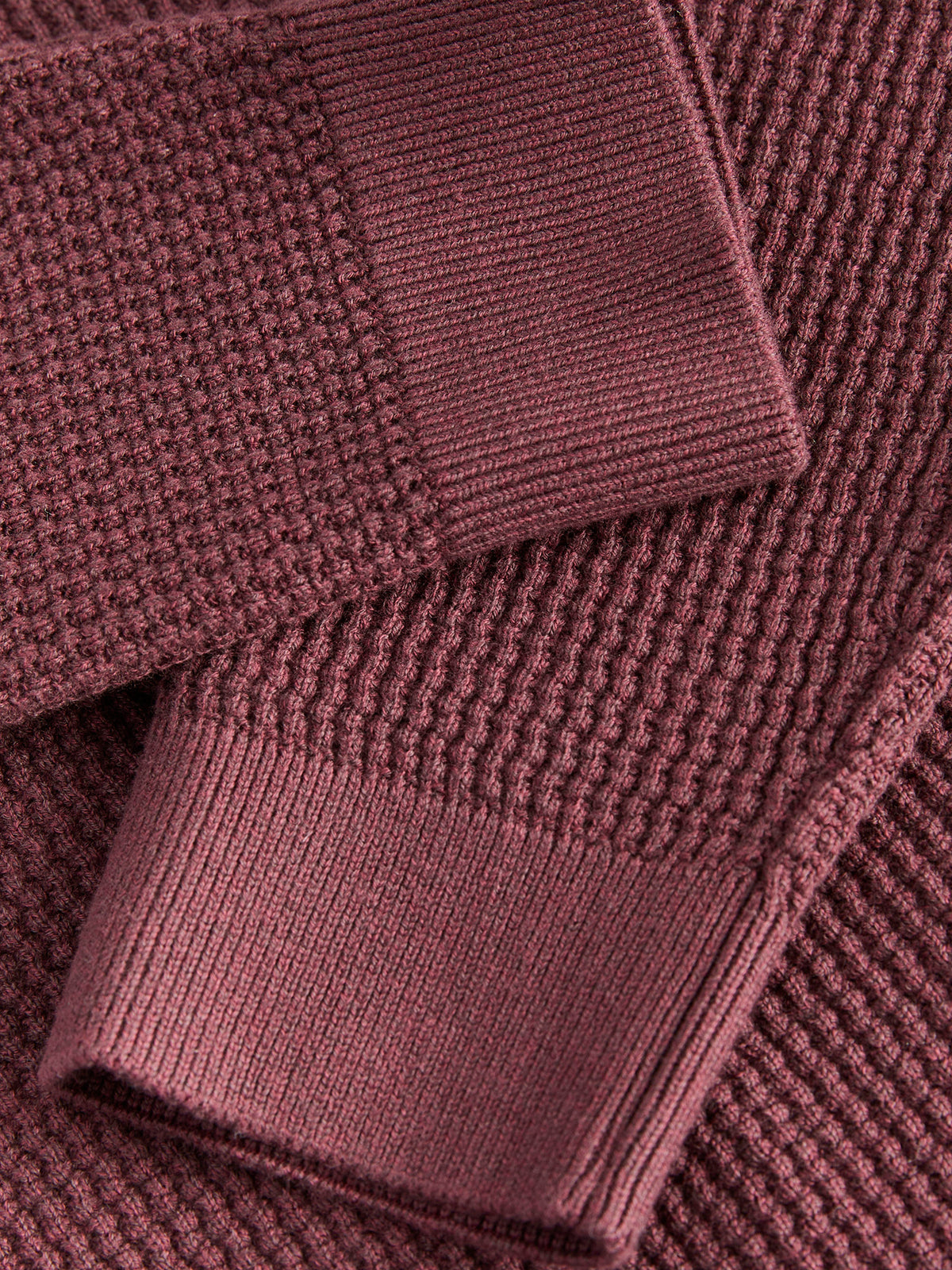 10262831-454_3.jpg