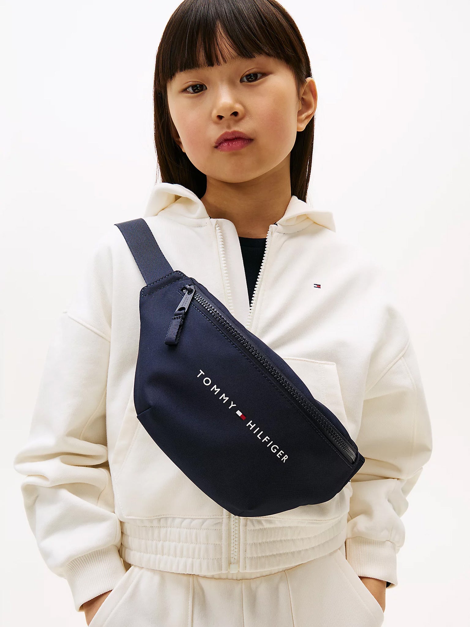 Παιδικό τσαντάκι μέσης TH ESSENTIAL BUMBAG AU0AU01614DW6 | AU0AU01614DW6