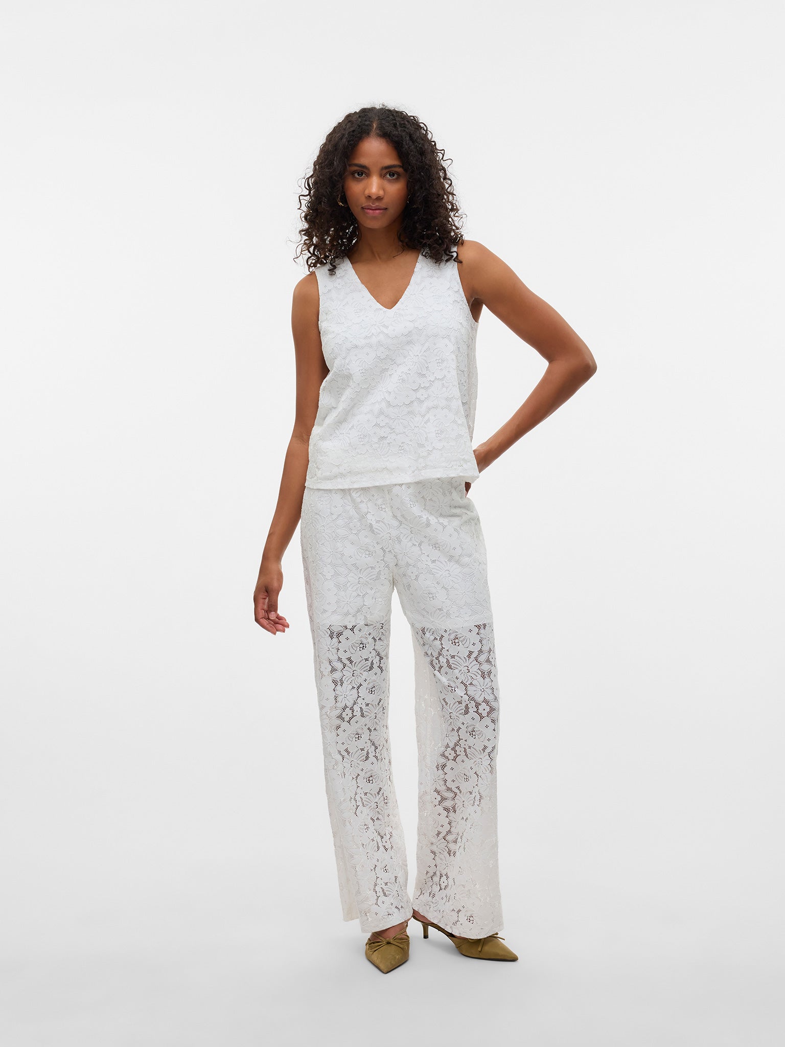Γυναικείο top δαντέλας VMHONEY LACE SL V-NECK TOP WVN 10330053 | 10330053