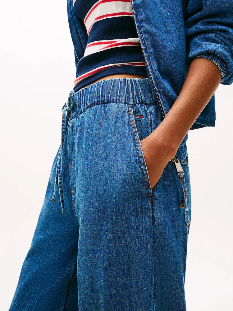 Γυναικείο παντελόνι τζιν TJW CHAMBRAY PULL ON PANTS DW0DW230081A5 | DW0DW230081A5