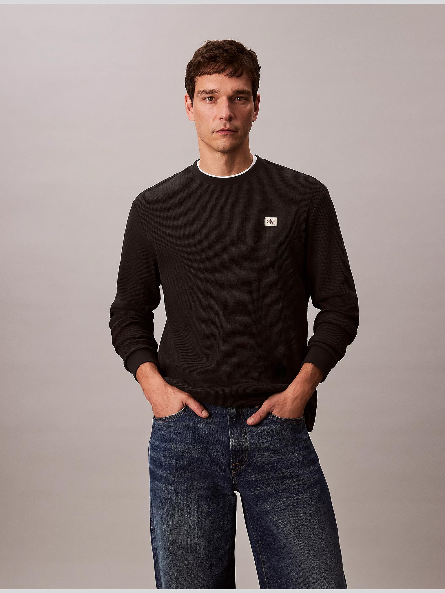Ανδρική μπλούζα πλεκτή LS WAFFLE BADGE CREWNK TEE LV040EM217UBI | LV040EM217UBI
