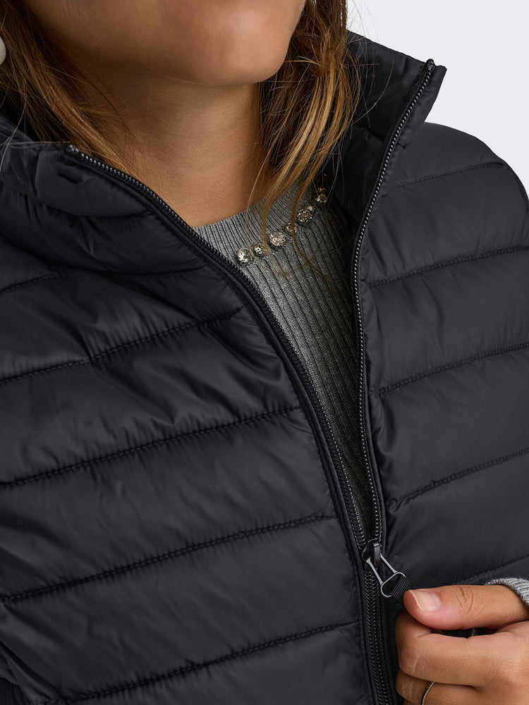 Γυναικείο γιλέκο ONLTAHIA LW QUILTED WAISTCOAT OTW NOOS 15351970 | 15351970