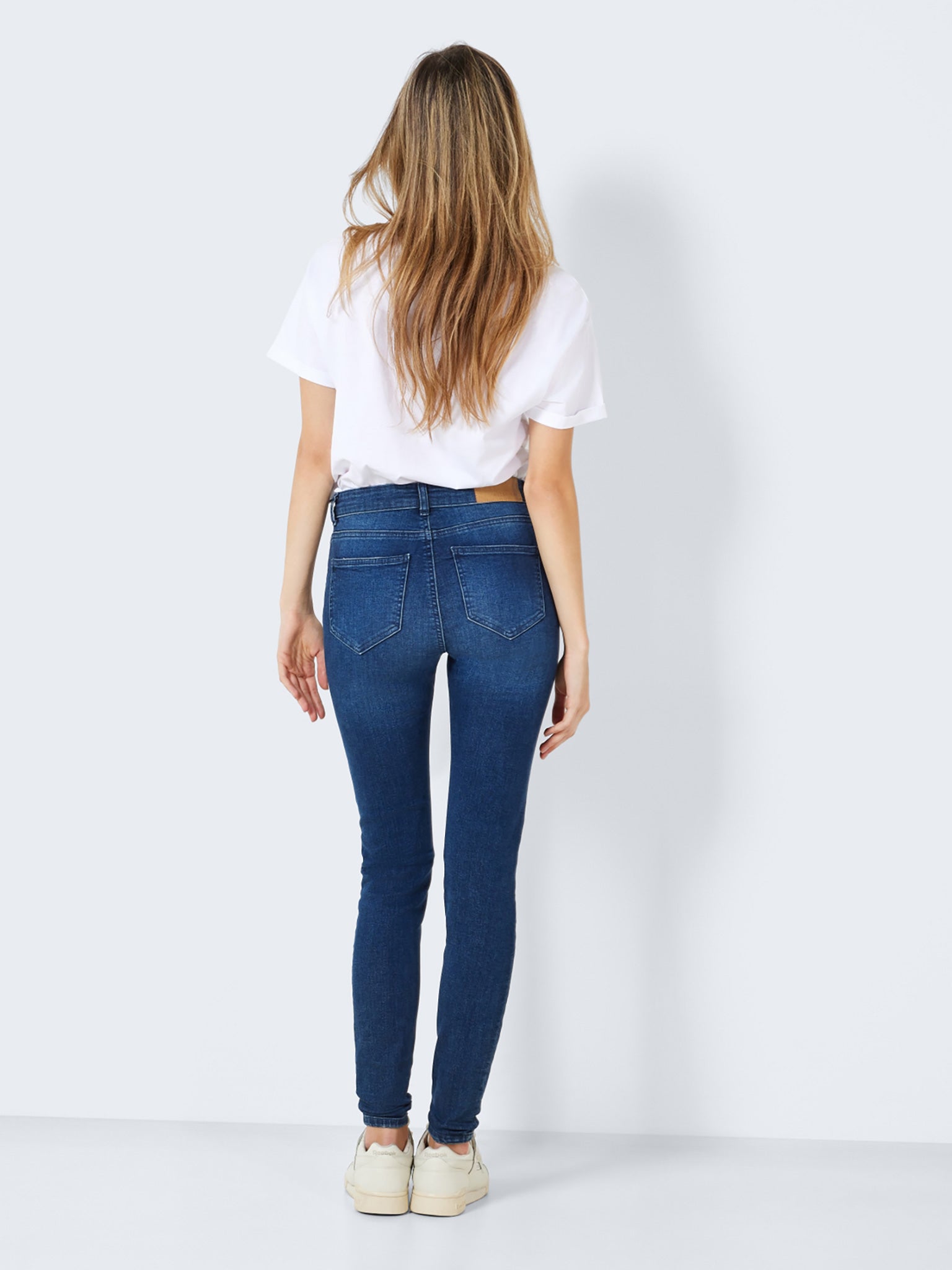 Γυναικείο παντελόνι τζιν NMLUCY NW SKINNY JEANS AZ115DB NOOS 27012755 | 27012755