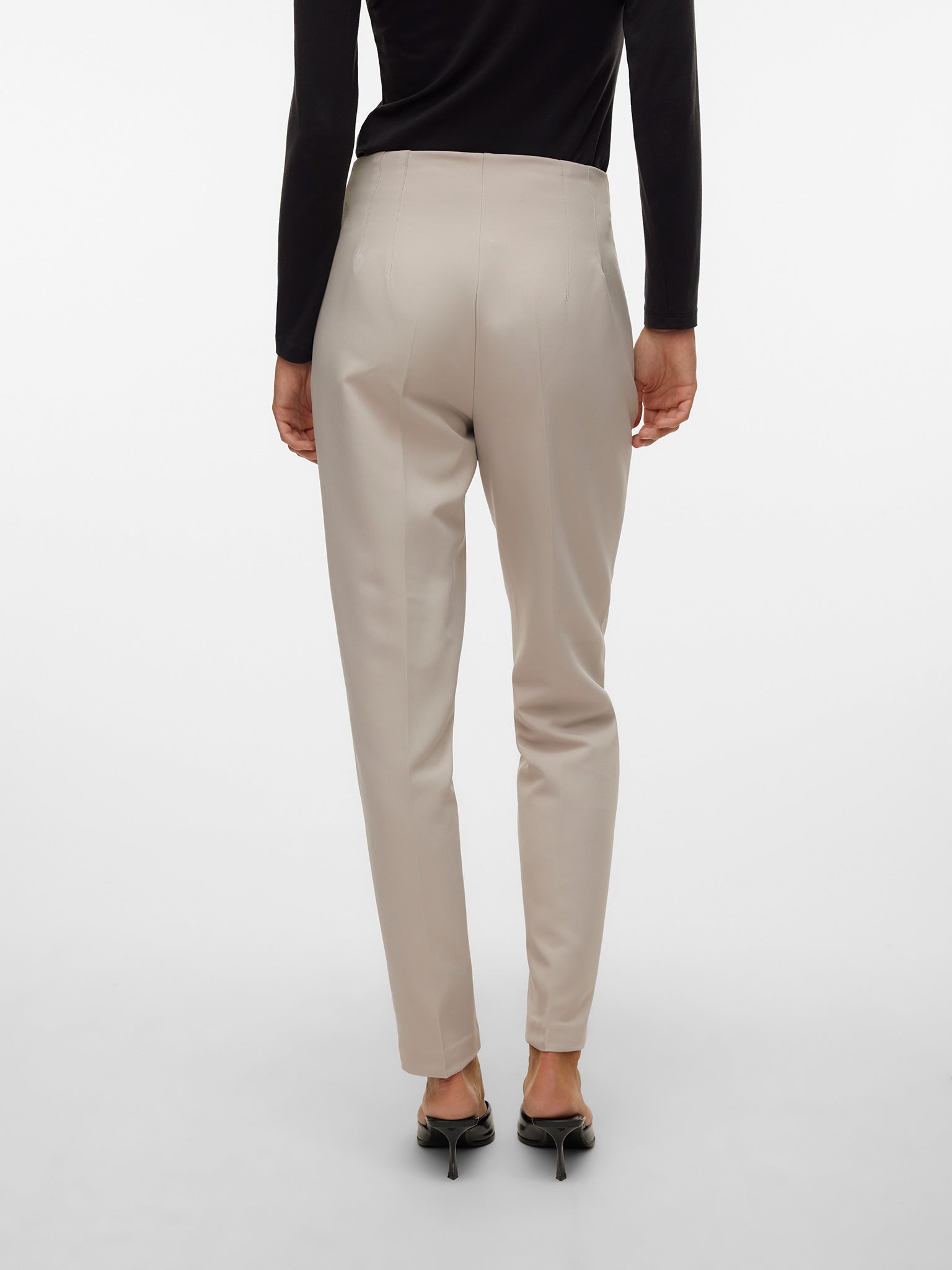 Γυναικείο παντελόνι VMLINA HW TAPERED PANT NOOS 10309140 | 10309140