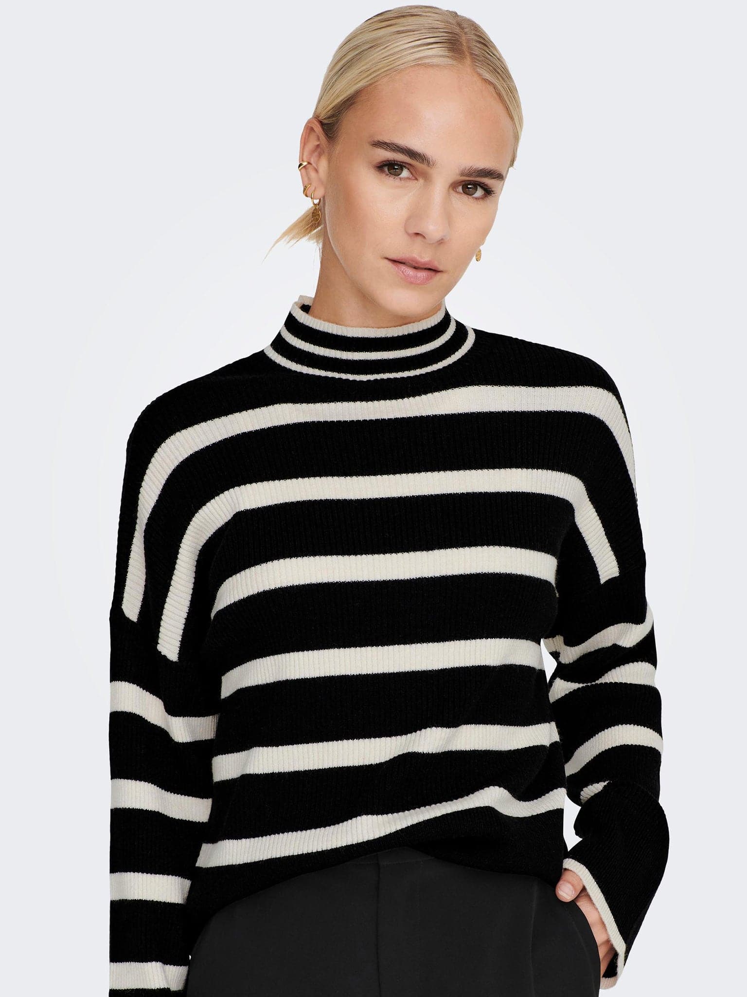 Γυναικεία μπλούζα πλεκτή ONLIBI L/S HIGHNECK PULLOVER 15259096 | 15259096