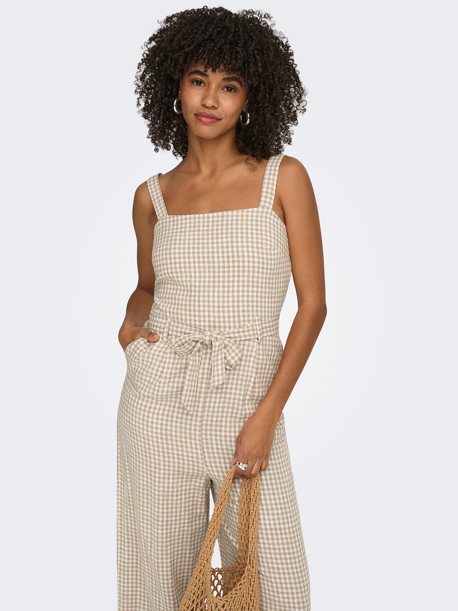 Γυναικεία ολόσωμη φόρμα καρό ONLSIESTA LINEN BL BELT JUMPSUIT 15370393 | 15370393
